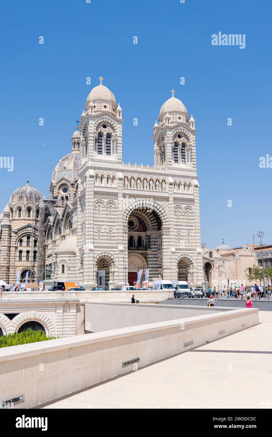 Foto in der Stadt Marseille, Frankreich, mit Blick auf die Kathedrale von Marseille Stockfoto