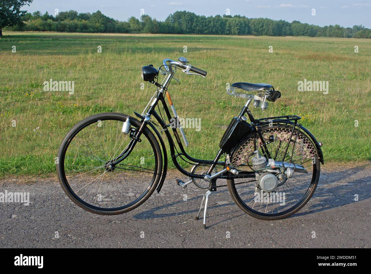 anti rutsch pedale fahrrad Wellgo Fahrradpedale - FP-920B - 9/16-Zoll - Pedalen Set für MTB Trekking City Tourenrad - Anti-Rutsch Pedale mit Aluminiumkörper Hinterradnabenmotor:S100-300W 20Nm 1.7Kg mosi Licht an – darauf