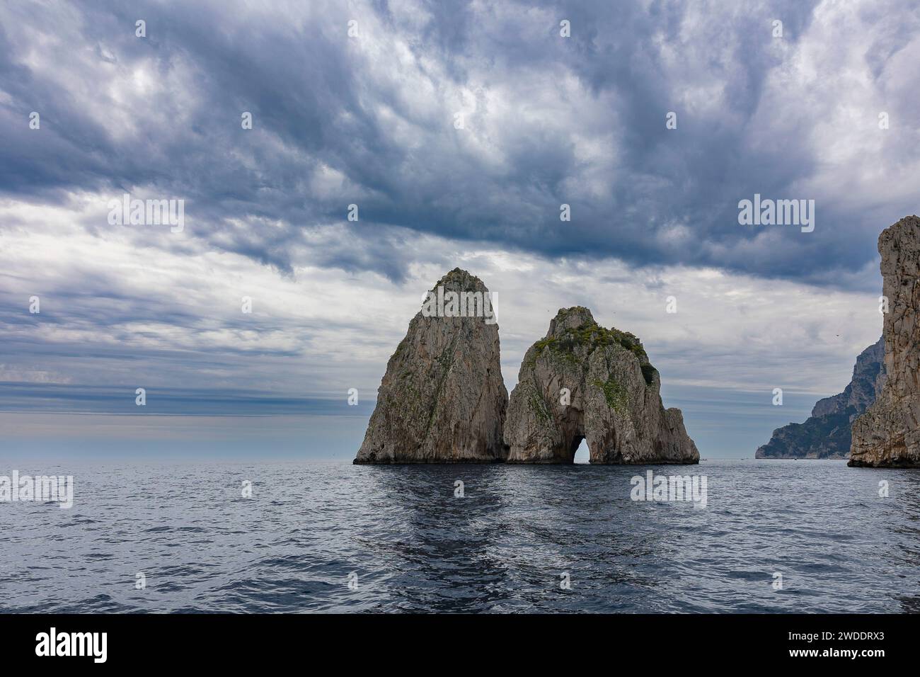 Faraglioni Felsen Formationen Insel Capri Italien Stockfoto