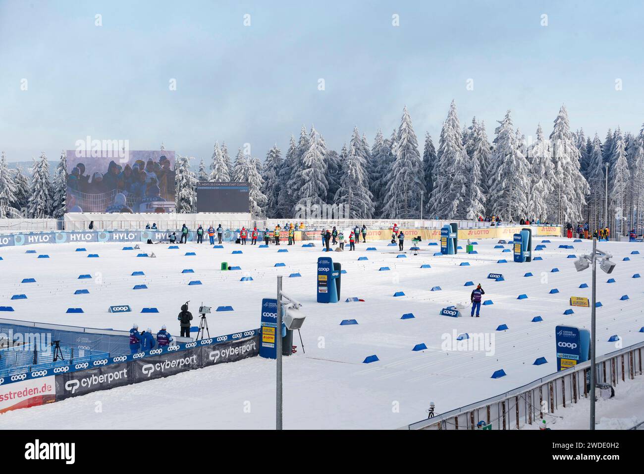 Oberhof, Deutschland. Januar 2024. Arena am Rennsteig während des Rennens; Symbolbild, 20.01.2024, Oberhof (Deutschland), FIS Cross Country World Cup Oberhof 2024 Credit: dpa/Alamy Live News Stockfoto