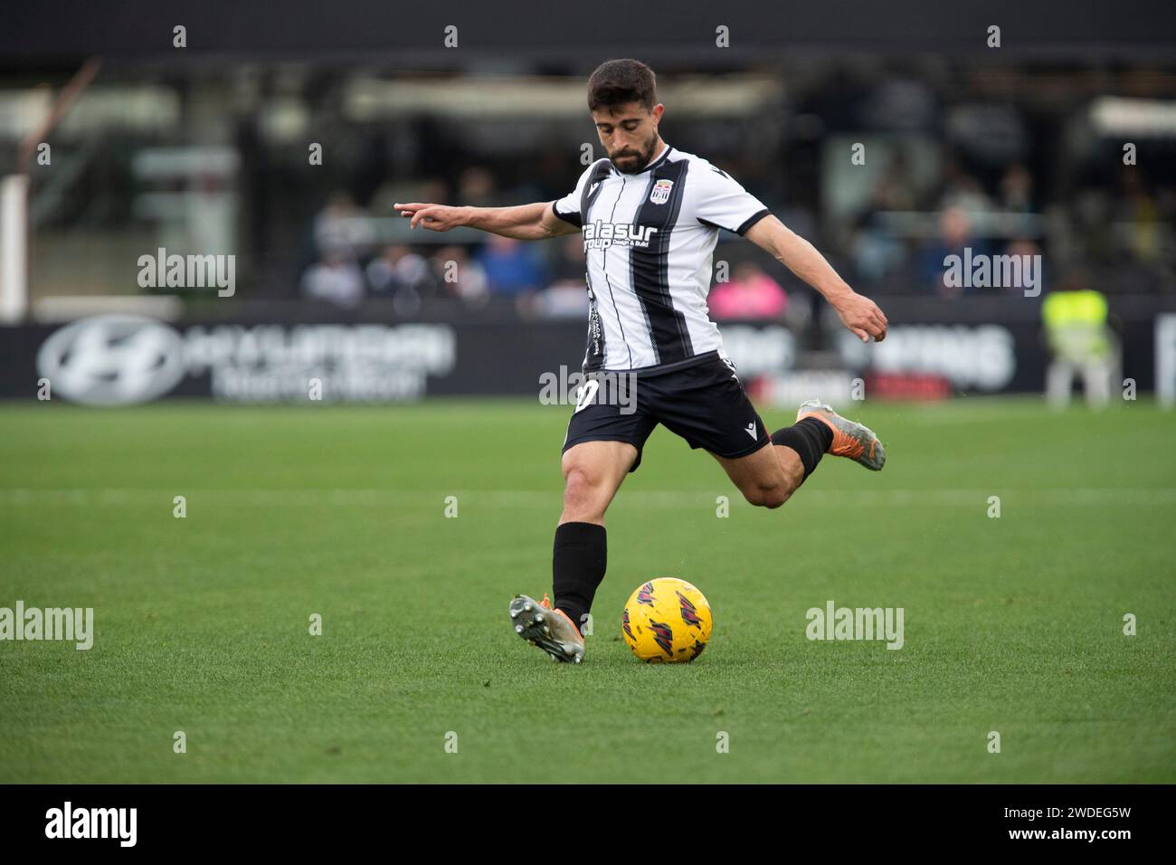 Jairo Izquierdo spanischer Verteidiger des FC Cartagena, während des Spiels FC Cartagena gegen Villarreal CF, Hypermotion League, zweiter spanischer Fußballspieler Stockfoto