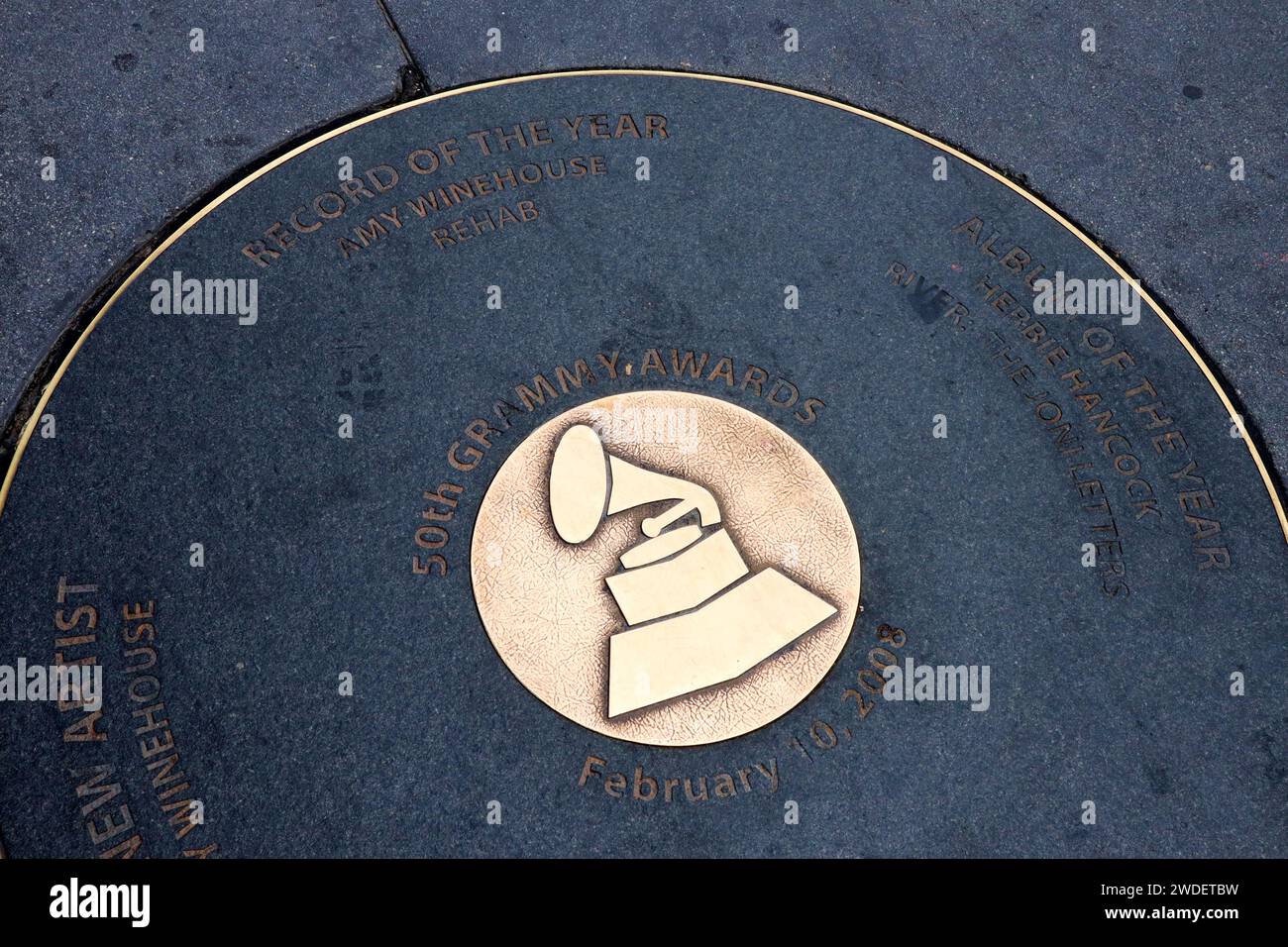 Los Angeles, Kalifornien: The Grammy Walk of Fame – 50. Grammy Awards 2008: AMY WINEHOUSE und HERBIE HANCOCK Stockfoto
