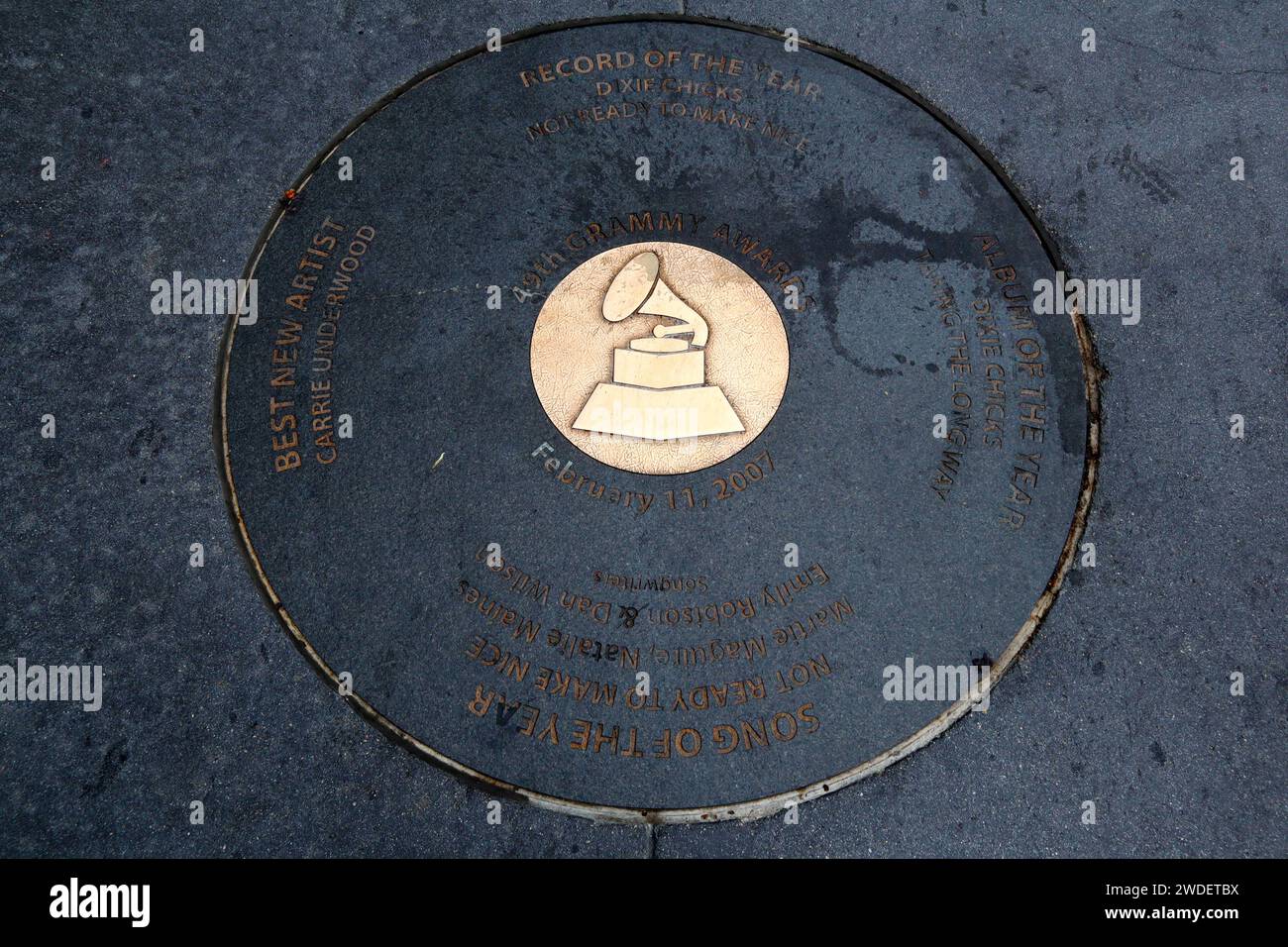 Los Angeles, Kalifornien: The Grammy Walk of Fame – 49. Grammy Awards 2007: DIXIE CHICKS and CARRIE UNDERWOOD Stockfoto