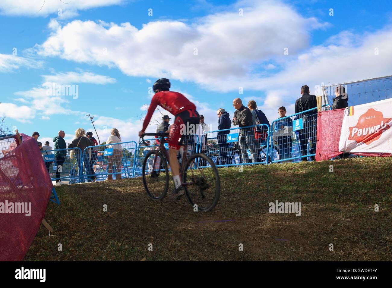 Benidorm, Spanien, 20. Januar 2024: Teil der Strecke während des offiziellen Trainings der UCI-Radkreuz-Weltmeisterschaft 2024 - Benidorm, am 20. Januar 2024 im Parque Foiotes in Benidorm, Spanien. Quelle: Alberto Brevers / Alamy Live News. Stockfoto