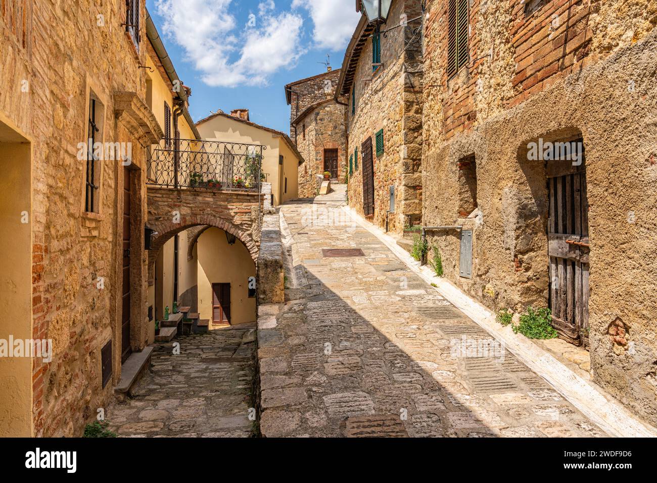 Cetona, ein wunderschönes toskanisches Dorf in der Provinz Siena. Toskana, Italien. Stockfoto