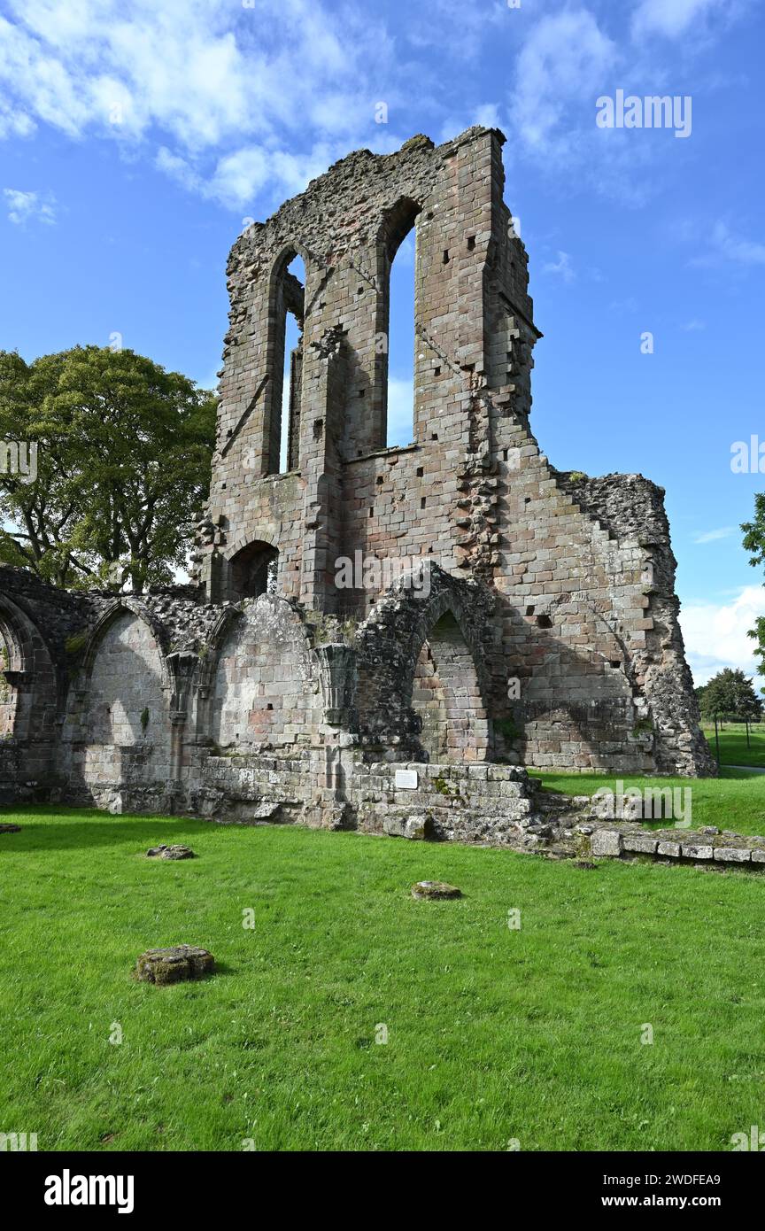 Ruinen der Zisterzienserabtei Croxden aus dem 12. Jahrhundert in Staffordshire England September Stockfoto