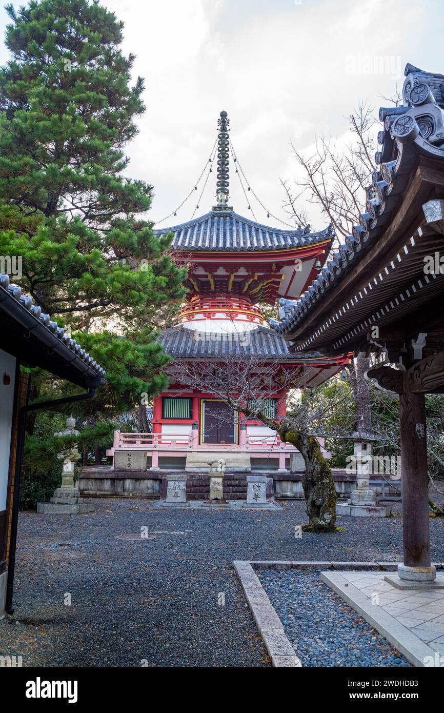 Japanischer Schrein in Kyoto, Japan Stockfoto