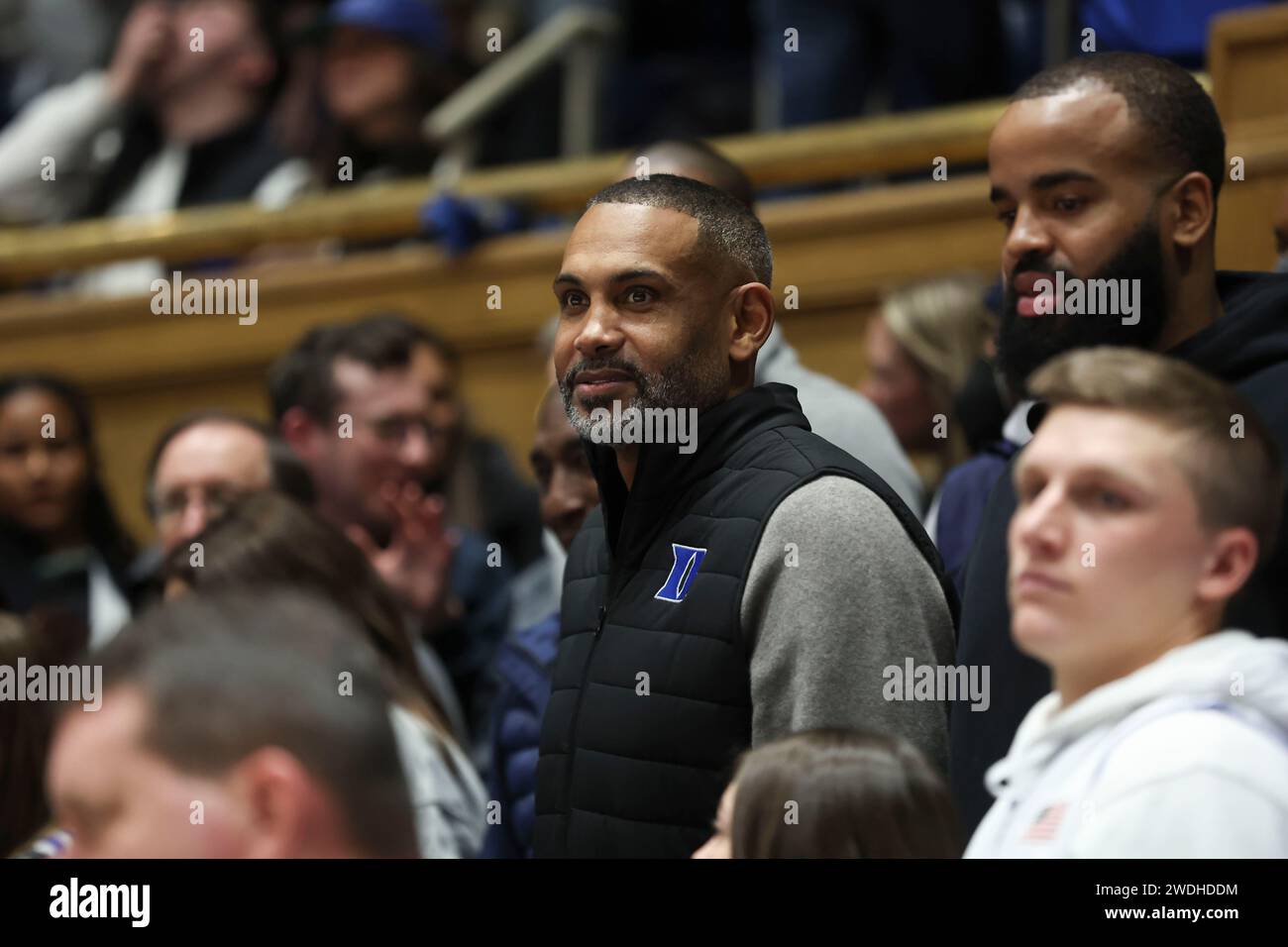 20. Januar 2024: Basketball Hall of Fame und ehemaliger Duke Basketballspieler Grant Hill besuchen das Spiel. NCAA Basketballspiel zwischen der University of Pittsburgh und der Duke University im Cameron Indoor Stadium, Durham, North Carolina. David Beach/CSM Stockfoto