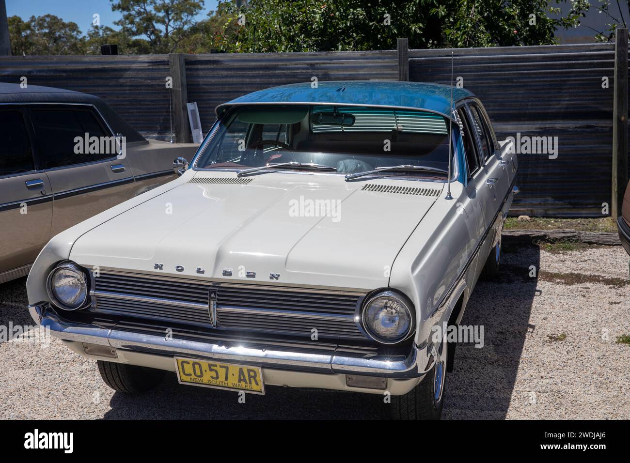 1965 Modell Holden HD-Serie Limousine, australisches Auto parkt in Mudgee, New South Wales, Australien, 2024 Stockfoto