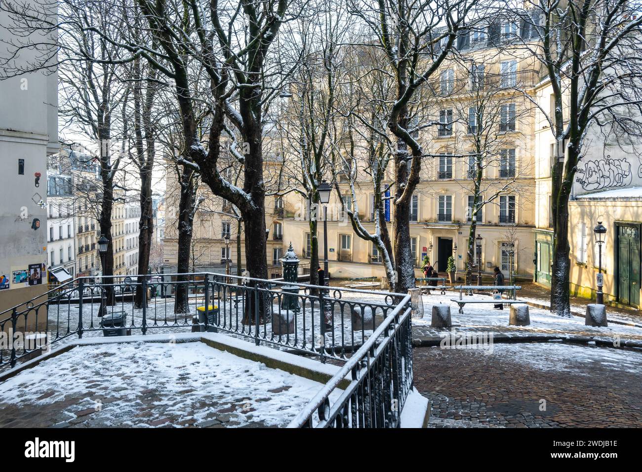 Paris, Frankreich, Place Emile Goudeau befindet sich in Montmartre im 18. Arrondissement von Paris, nur redaktionell. Stockfoto