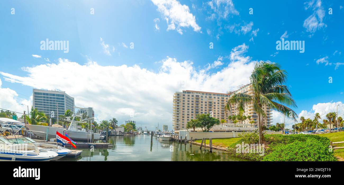 Panoramablick auf Fort Lauderdale an einem sonnigen Tag. Florida, USA Stockfoto