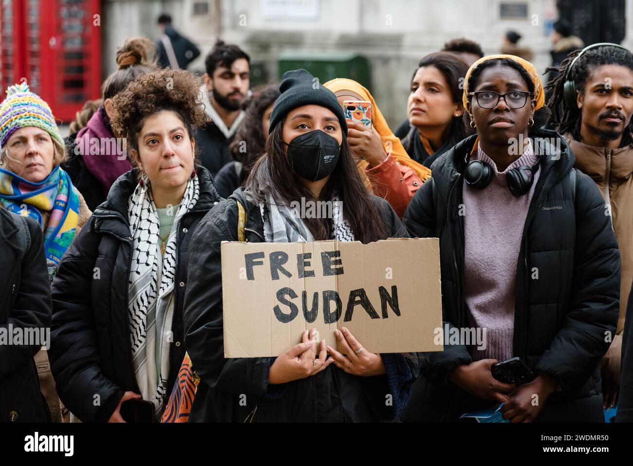 London, Großbritannien. 21. Januar 2024. Demonstranten marschieren zum Büro der UNO-Vereinigung des Vereinigten Königreichs, um zu einem Ende der eskalierenden Brutalität und Gewalt im Sudan zu rufen. Anrede: Andrea Domeniconi/Alamy Live News Stockfoto