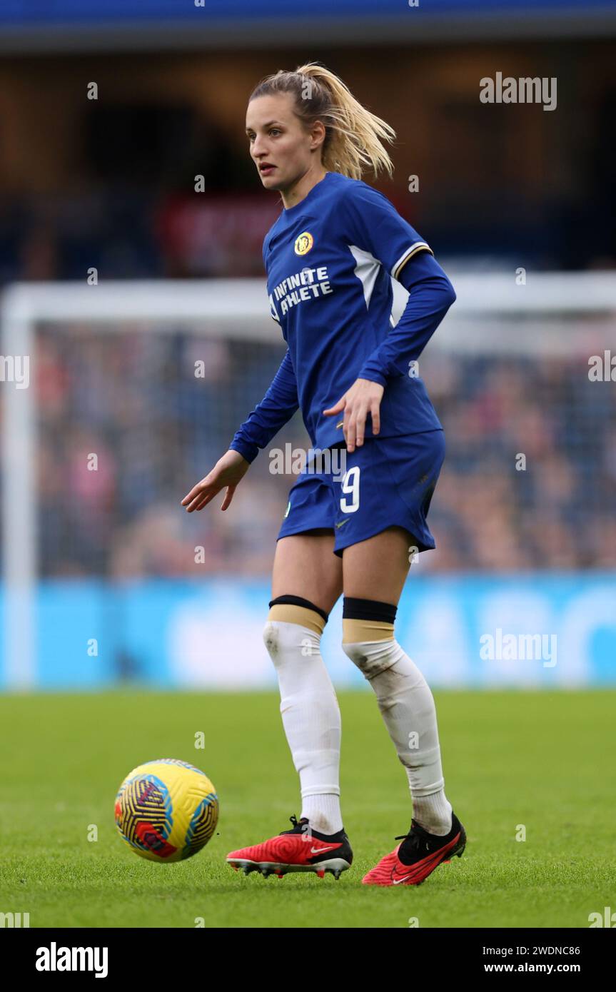 London, Großbritannien. Januar 2024. Nathalie Bjorn aus Chelsea während des FA Women's Super League Spiels in Stamford Bridge, London. Der Bildnachweis sollte lauten: David Klein/Sportimage Credit: Sportimage Ltd/Alamy Live News Stockfoto