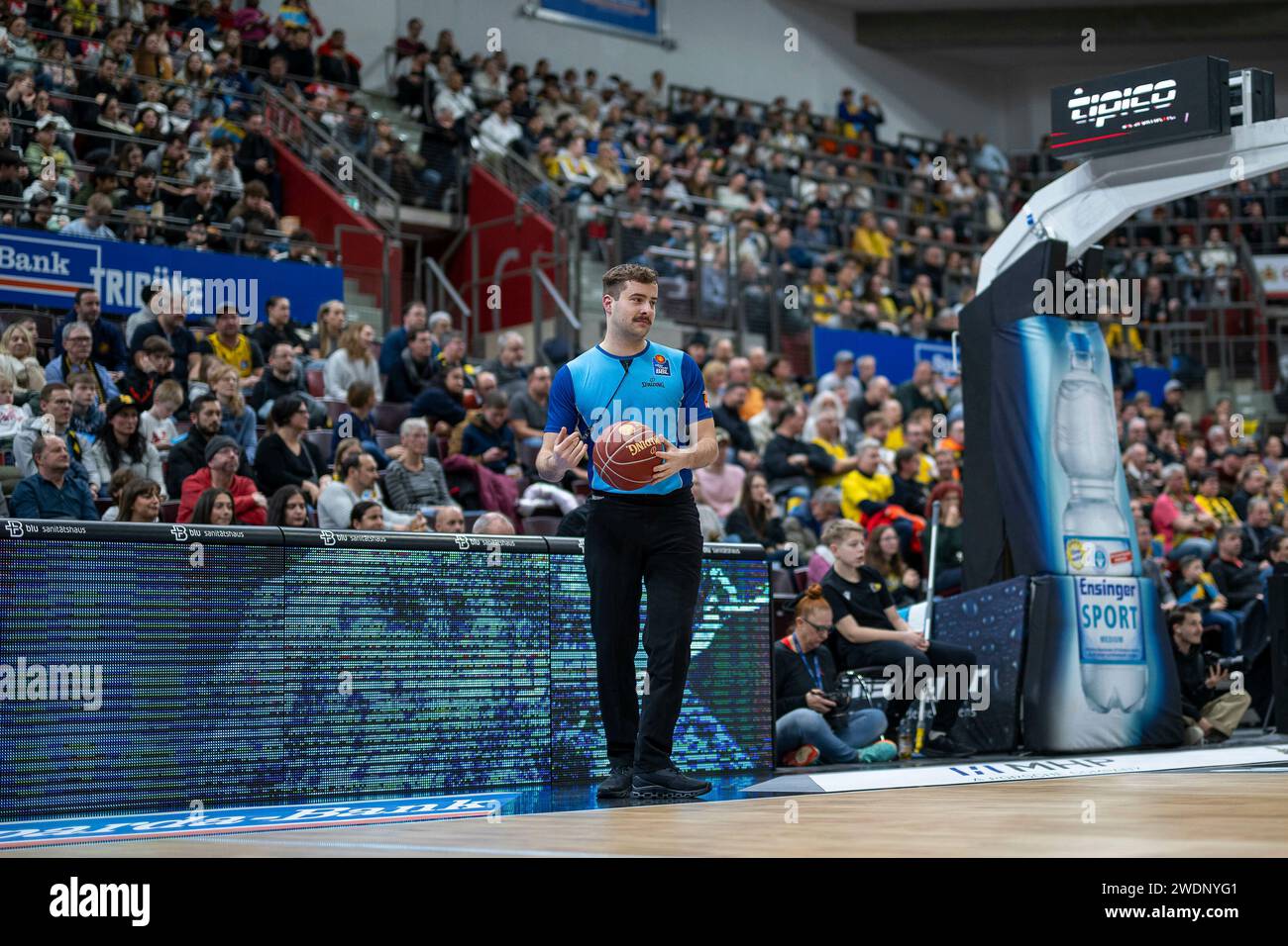 Ludwigsburg, Deutschland. Januar 2024. Benedikt Loder, GER, MHP Riesen Ludwigsburg vs. Rasta Vechta, Basketball, Bundesliga, easycredit BBL, 17. Spieltag, Spielzeit 2023/2024, 21.01.2024, Foto: Eibner-Pressefoto/Sascha Walther Credit: dpa/Alamy Live News Stockfoto