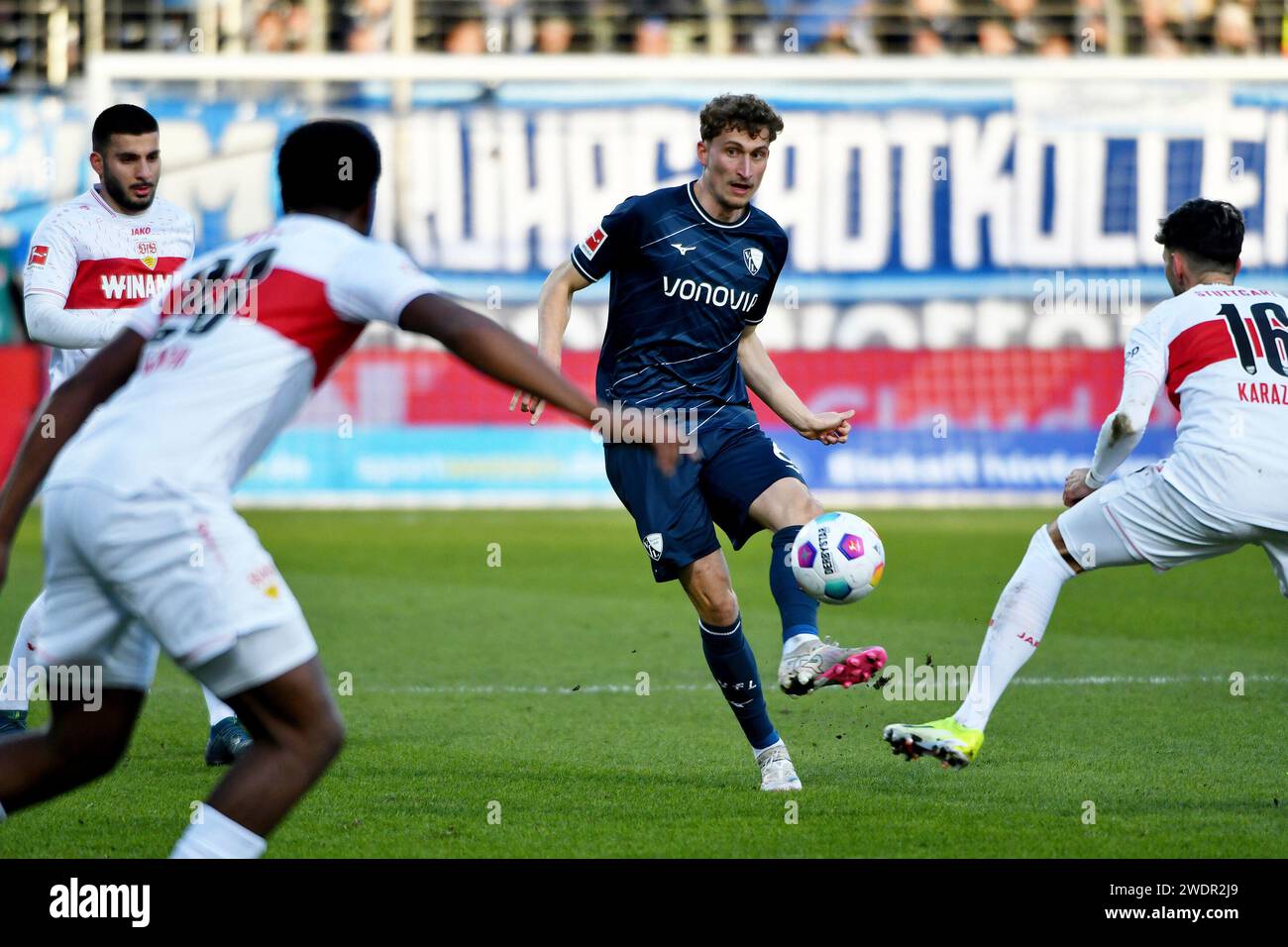 Bochum, Deutschland. Januar 2024. Fussball; Spieltag 18; 1. Bundesliga; Saison 20223/2024; VfL Bochum gegen VfB Stuttgart am 20.01.2024 in Bochum. UBz: 06 Patrick Osterhage, VfL Bochum. Quelle: dpa/Alamy Live News Stockfoto