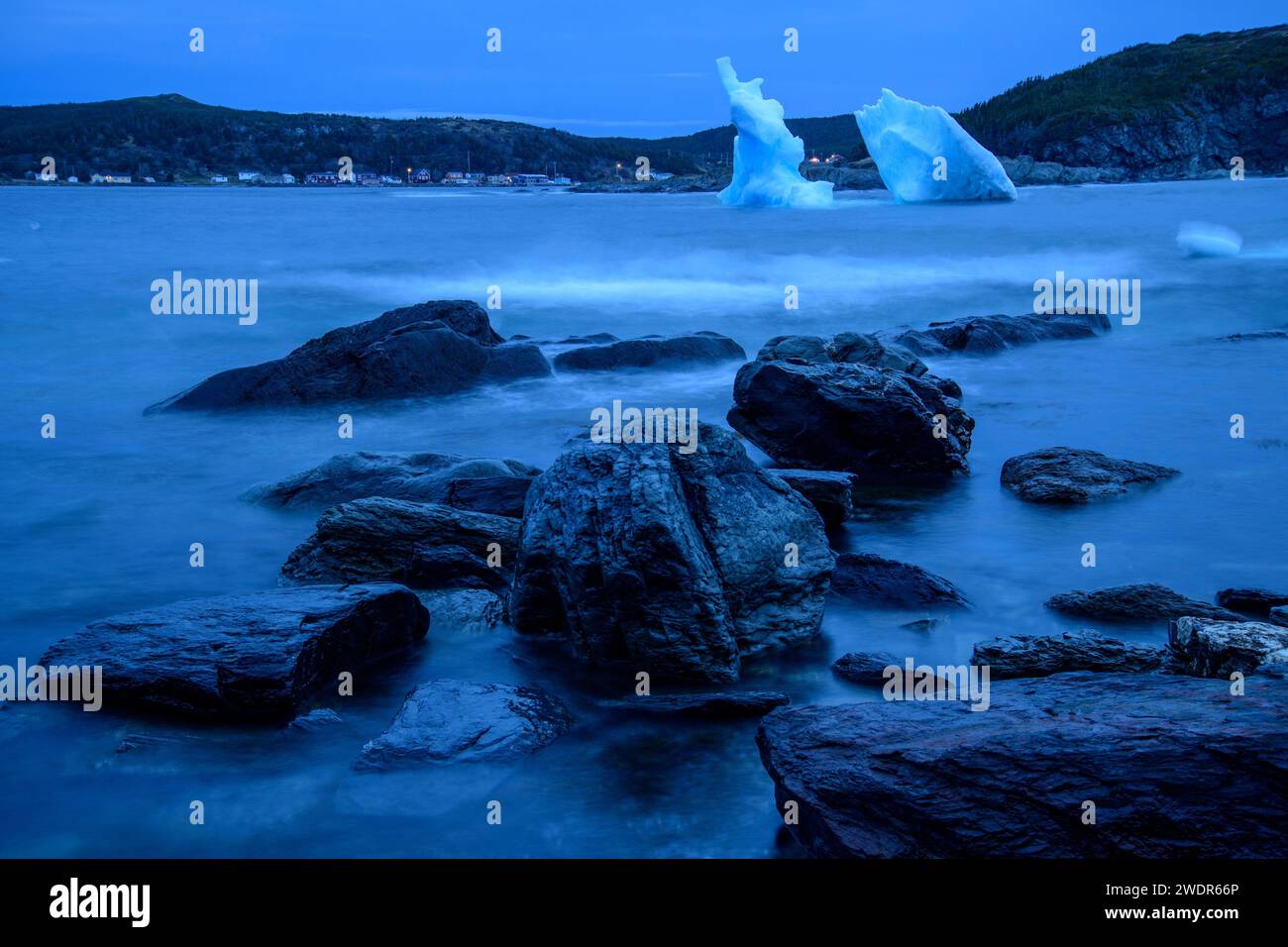 Kanada, Maritimes, Neufundland, Saint Lunaire-Griquet, White Cape Harbour, Eisberg, Stockfoto