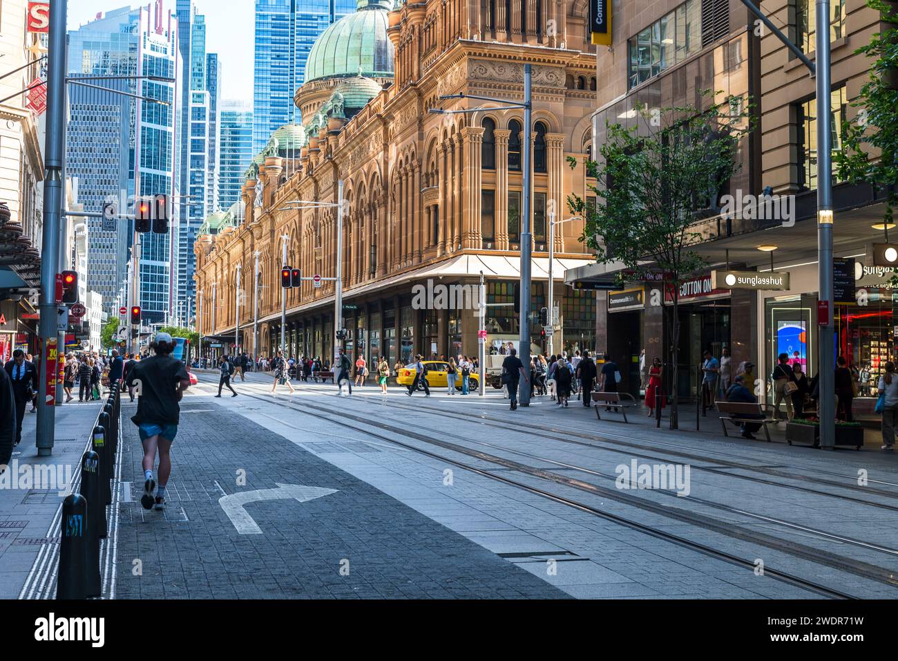 Erkunden Sie das dynamische Herz von Sydney: Das Stadtzentrum Stockfoto