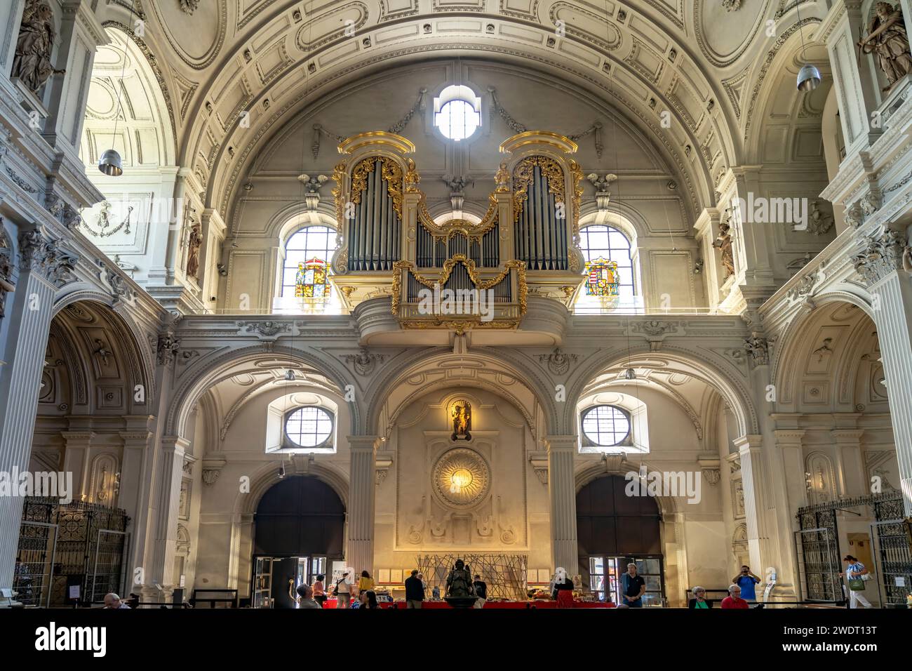 Orgel im Innenraum der Jesuitenkirche St. Michael, München, Bayern, Deutschland, Europa | Orgel der St. Michaels Jesuitenkirche in Munic Stockfoto