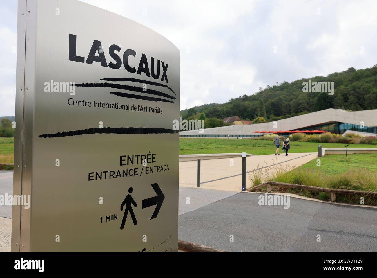 Eintritt in Lascaux 4, internationales Zentrum für Höhlenkunst, das unter anderem ein vollständiges Faksimile aller dekorierten Teile des berühmten präsentiert Stockfoto