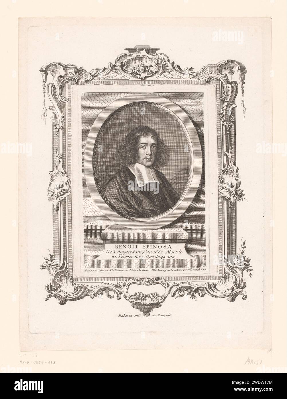 Portret van Baruch Spinoza, Etienne Fessard, nach Monogrammist AE (Erfinder), nach Pierre-Edmé Babel, 1730–1756 Druckgraphiker: Franziskaner: Paris Papierstich / Ätzen historischer Personen. Gelehrter, Philosoph. Ornament  Medaillon. Rahmen der Malerei usw. Stockfoto