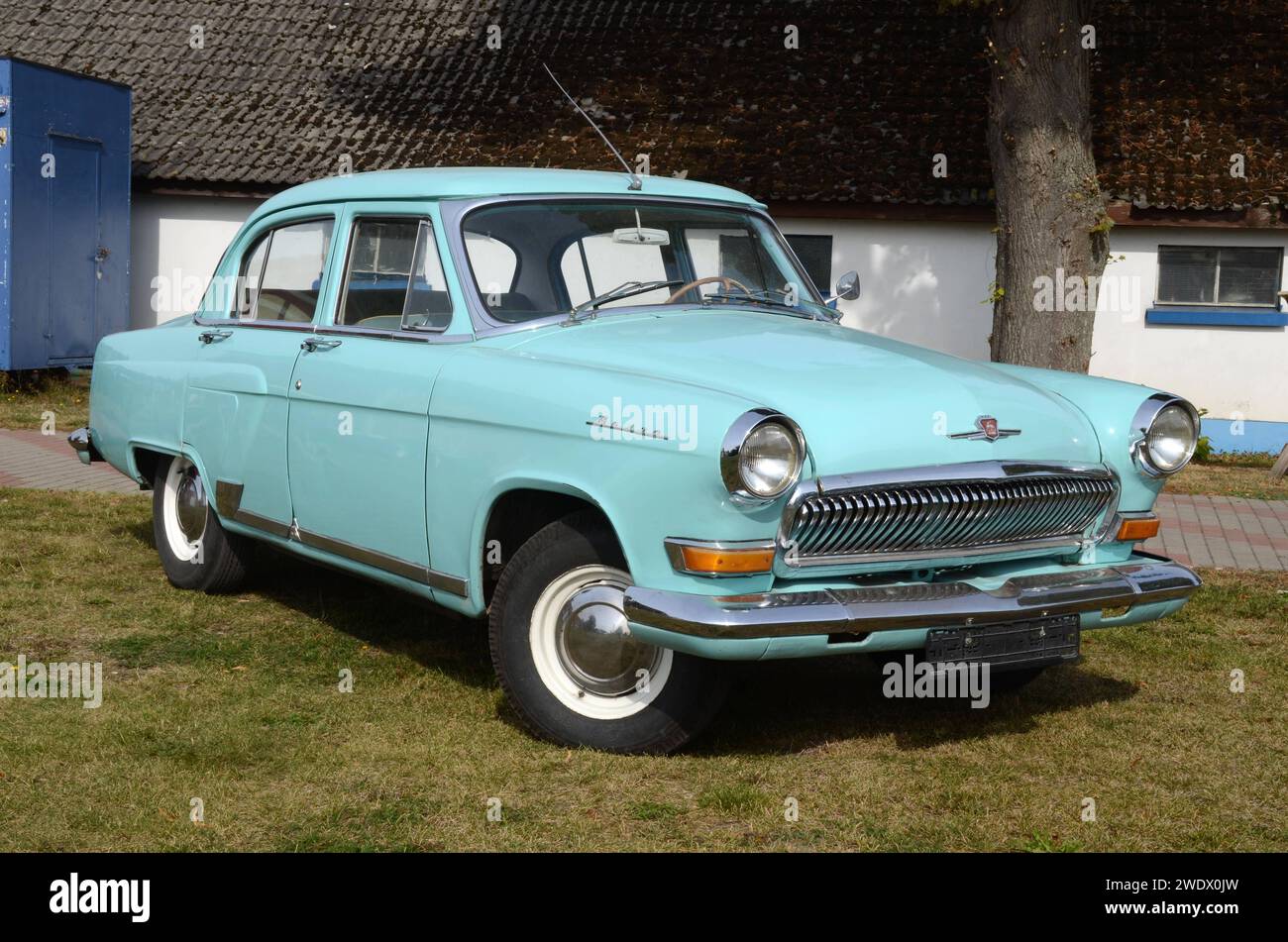 21.09.2012 Wolga M 21 Deutschland/Mecklenburg Vorpommern/Insel Usedom/17419 Dargen/Technik und Zweiradmuseum/Wolga M21/Baujahr 1965/Hinterradantrieb/3 Gangschaltung und Rückwärtsgang/ 4 Zylinder/ Tank 60 Liter/ GAZ Automobilwerke Gorki *** 21 09 2012 Volga M 21 Deutschland Mecklenburg-Vorpommern Insel Usedom 17419 Dargen Technik und Zweiradmuseum Volga M21 Baujahr 1965 Hinterradantrieb 3 Gänge und Rückwärtsgang 4-Zylinder-Tank 60 Liter GAZ Automobilwerke Gorki Stockfoto