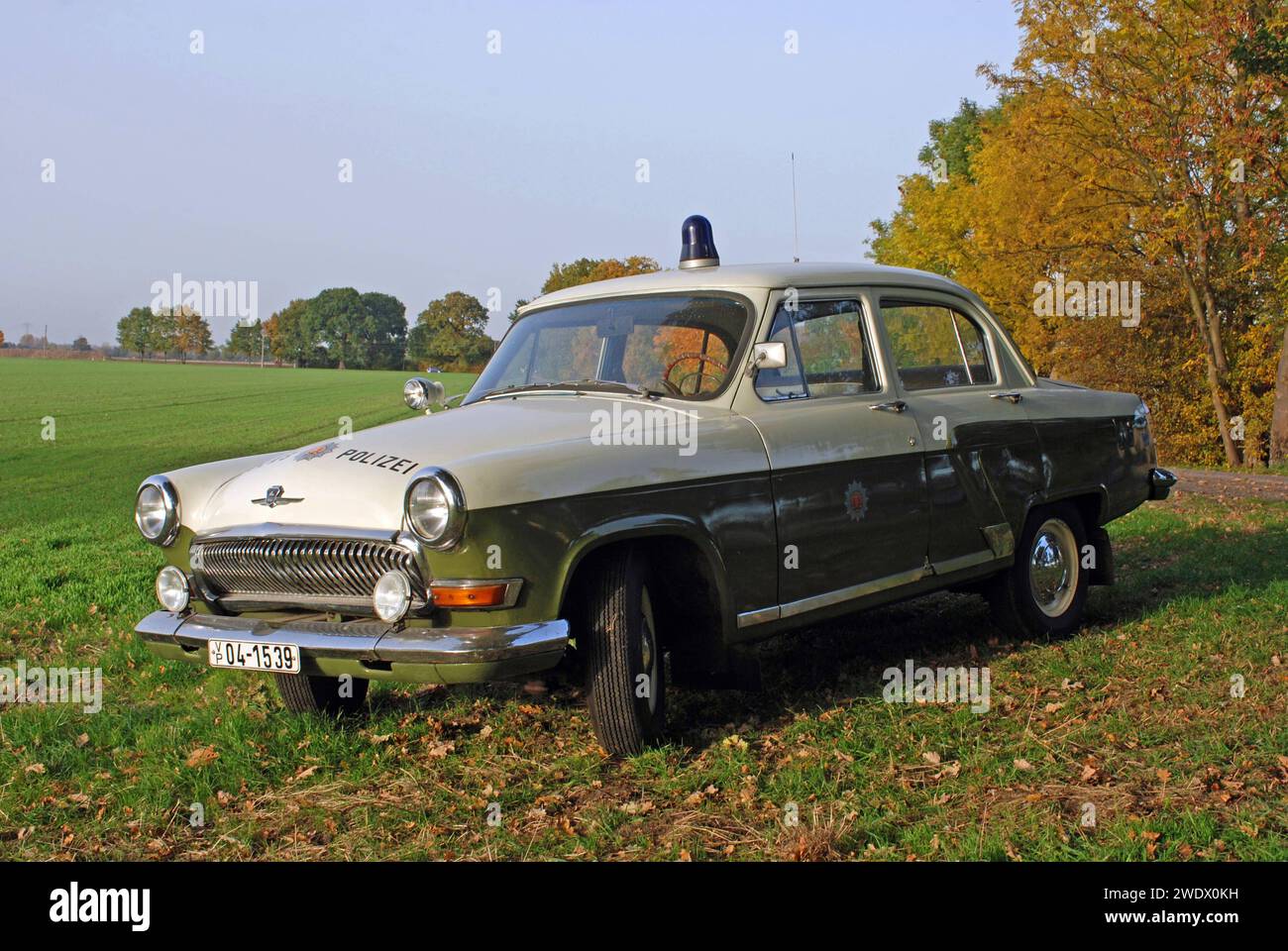 19.10.2012 Wolga M21/Polizeifahrzeug Deutschland/Sachsen Anhalt/Altmark/Landkreis Stendal/Beuster/Blaulichtmuseum/Wolga GAZ M21/Polizeifahrzeug/DDR Volkspolizei *** 19 10 2012 Wolga M21 Polizeifahrzeug Deutschland Sachsen Anhalt Altmark Landkreis Stendal Beuster Blaulichtmuseum Wolga GAZ M21 Polizeifahrzeug DDR Volkspolizei Stockfoto