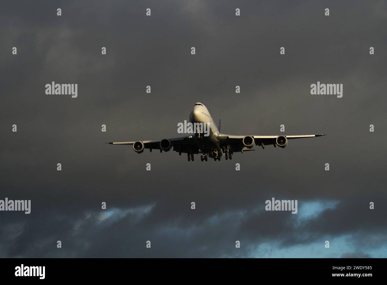 Jumbo im Anflug Stockfoto