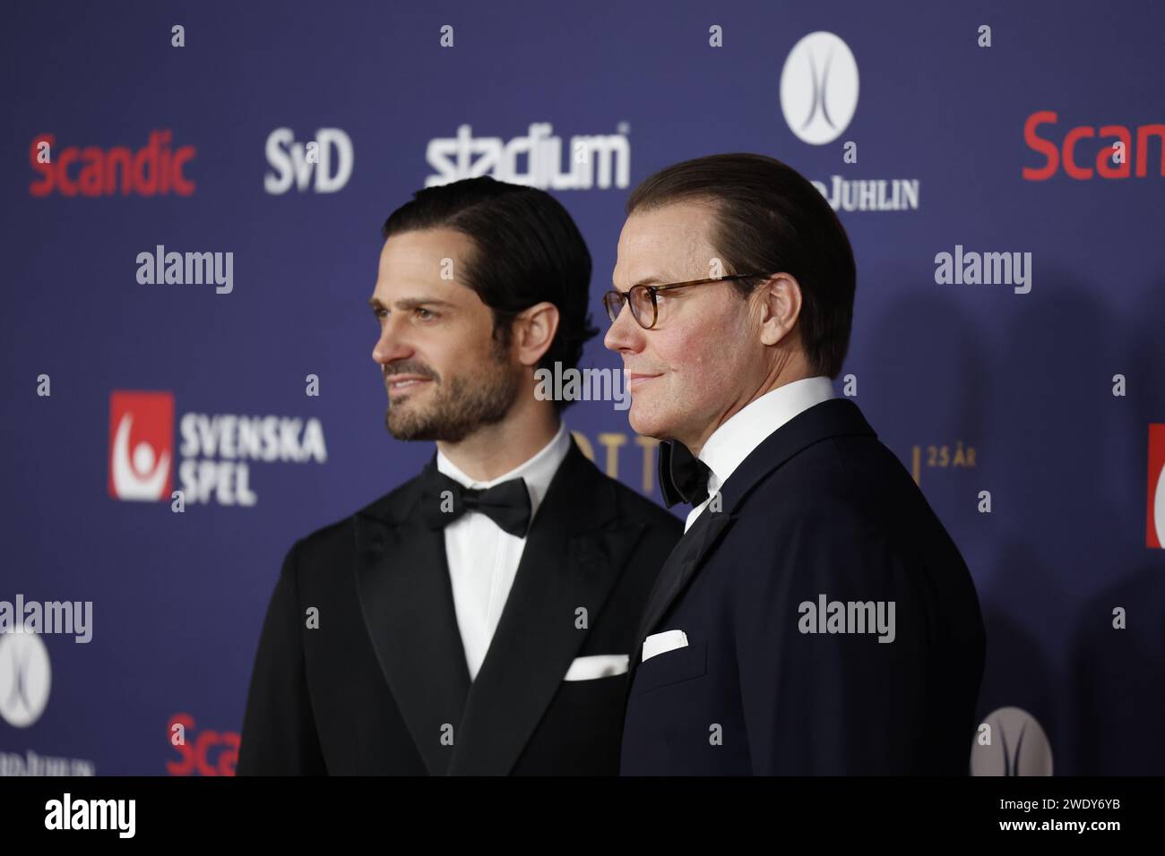 STOCKHOLM, SCHWEDEN 20240122 Prinz Carl Philip und Prinz Daniel kommen auf dem roten Teppich bei der jährlichen Sportgala 2024 in der Friends Arena an. Foto: Christus Stockfoto