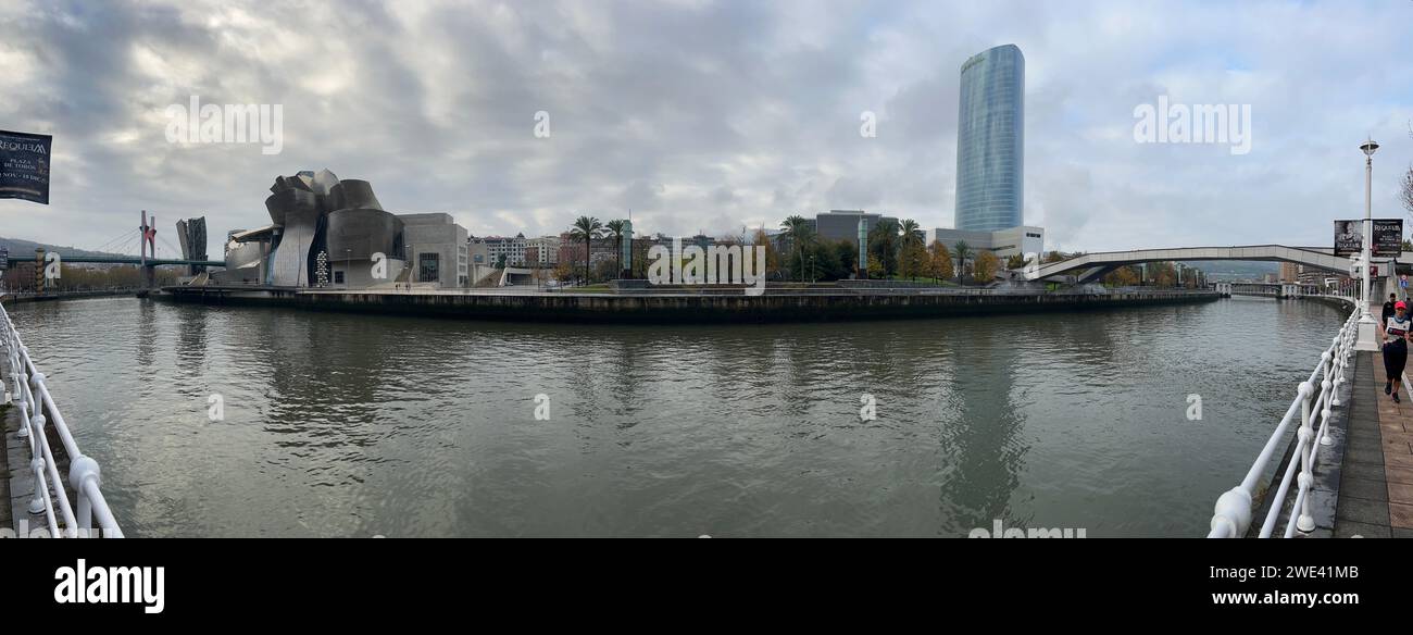 Bilbao-Mündung mit dem Guggenheim-Museum Stockfoto