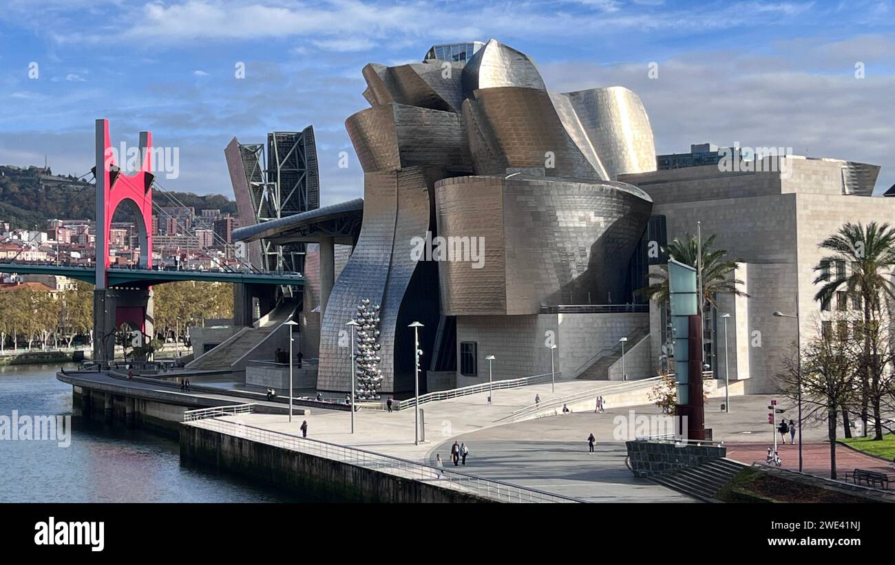 Bilbao-Mündung mit dem Guggenheim-Museum Stockfoto