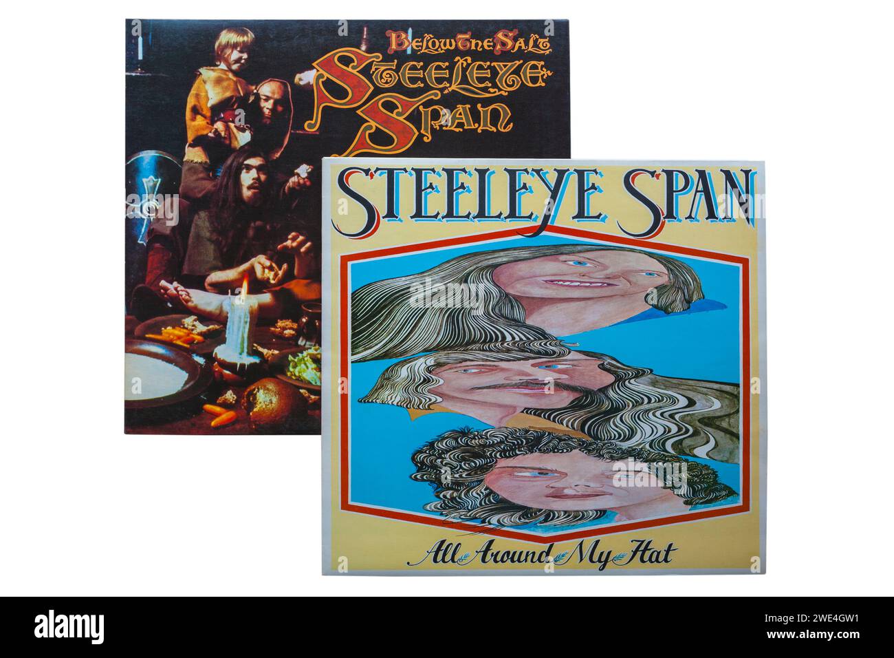 SteelEye Span All Around My hat 1975 Vinyl-Album-Cover & Under the Salt 1972 Vinyl-Album-Cover isoliert auf weißem Hintergrund Stockfoto