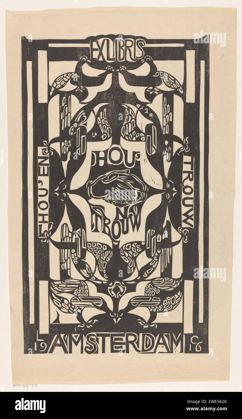 Ex Libris der Hou'en Trouw Association, Carel Adolph Lion Cachet, 1916 Druck in der Mitte zwei Hände, die sich gegenseitig schütteln. Links vertikal 'Hou' und ', rechts vertikal' Faithful '. Stilisierte Vögel oben und unten. Amsterdam Papier schüttelt die Hände, 'Dextrarum junctio'. Vögel Amsterdam Stockfoto