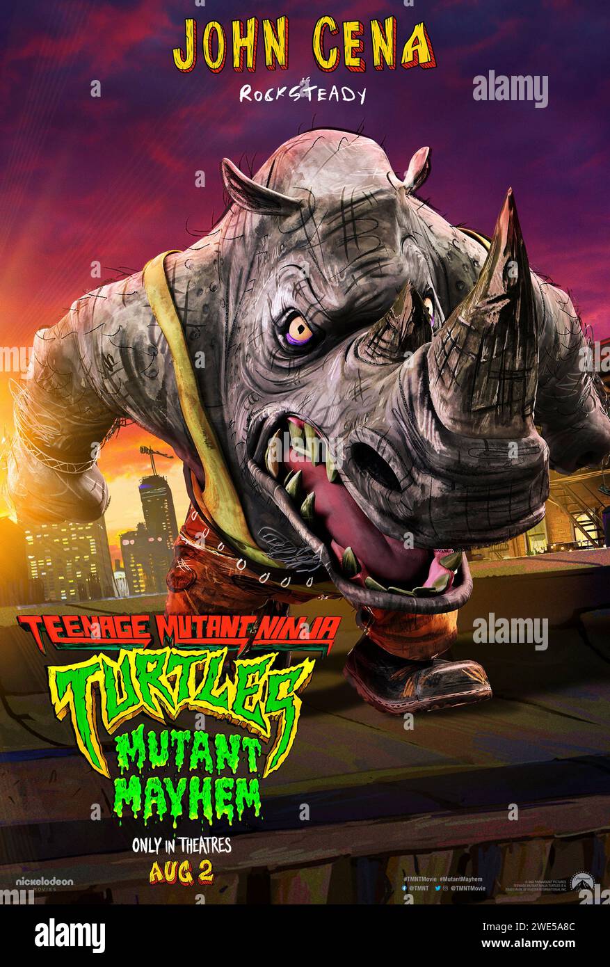 Teenage Mutant Ninja Turtles: Mutant Mayhem (2023) unter der Regie von Raine Allen-Miller mit John Cena als Rocksteady in der Hauptrolle. Poster mit US-Zeichen ***NUR FÜR REDAKTIONELLE ZWECKE***. Quelle: BFA / Paramount Pictures Stockfoto