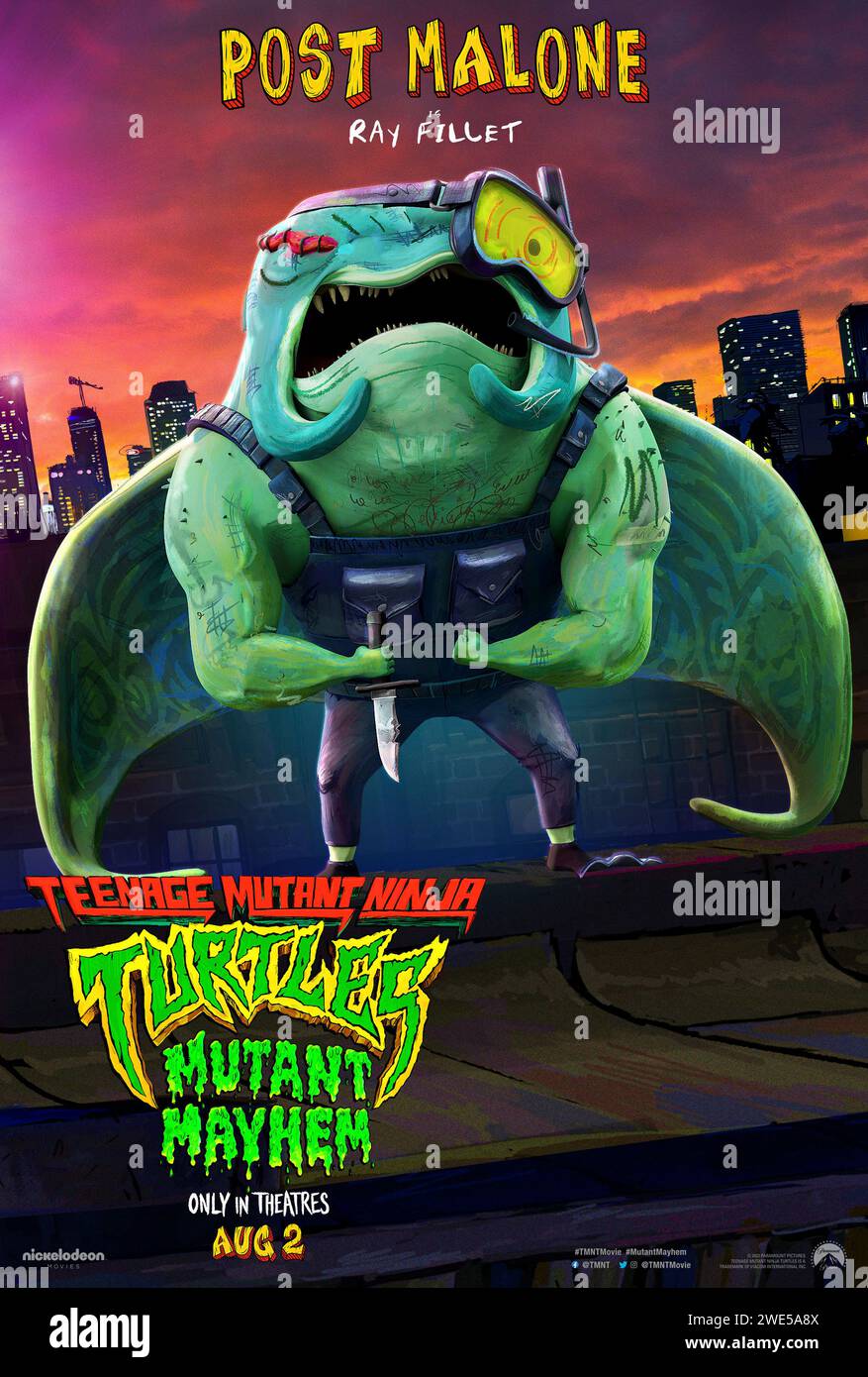 Teenage Mutant Ninja Turtles: Mutant Mayhem (2023) unter der Regie von Raine Allen-Miller mit Post Malone als Ray Fillet in dieser stilvollen Animation. Poster mit US-Zeichen ***NUR FÜR REDAKTIONELLE ZWECKE***. Quelle: BFA / Paramount Pictures Stockfoto