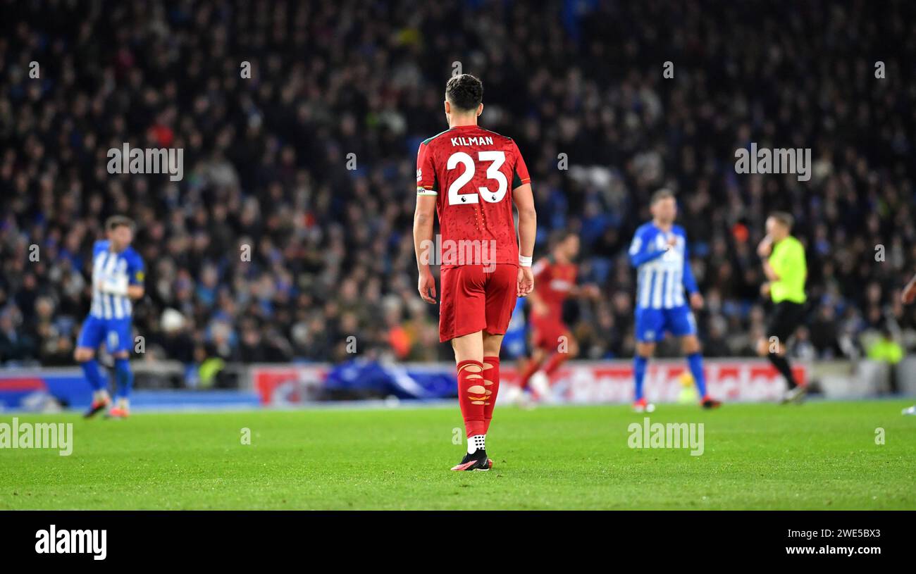 Max Kilman of Wolves während des Premier League-Spiels zwischen Brighton und Hove Albion und Wolverhampton Wanderers im American Express Stadium, Brighton, UK - 22. Januar 2024 Foto Simon Dack / Telefoto Images. Nur redaktionelle Verwendung. Kein Merchandising. Für Football Images gelten Einschränkungen für FA und Premier League, inc. Keine Internet-/Mobilnutzung ohne FAPL-Lizenz. Weitere Informationen erhalten Sie bei Football Dataco Stockfoto