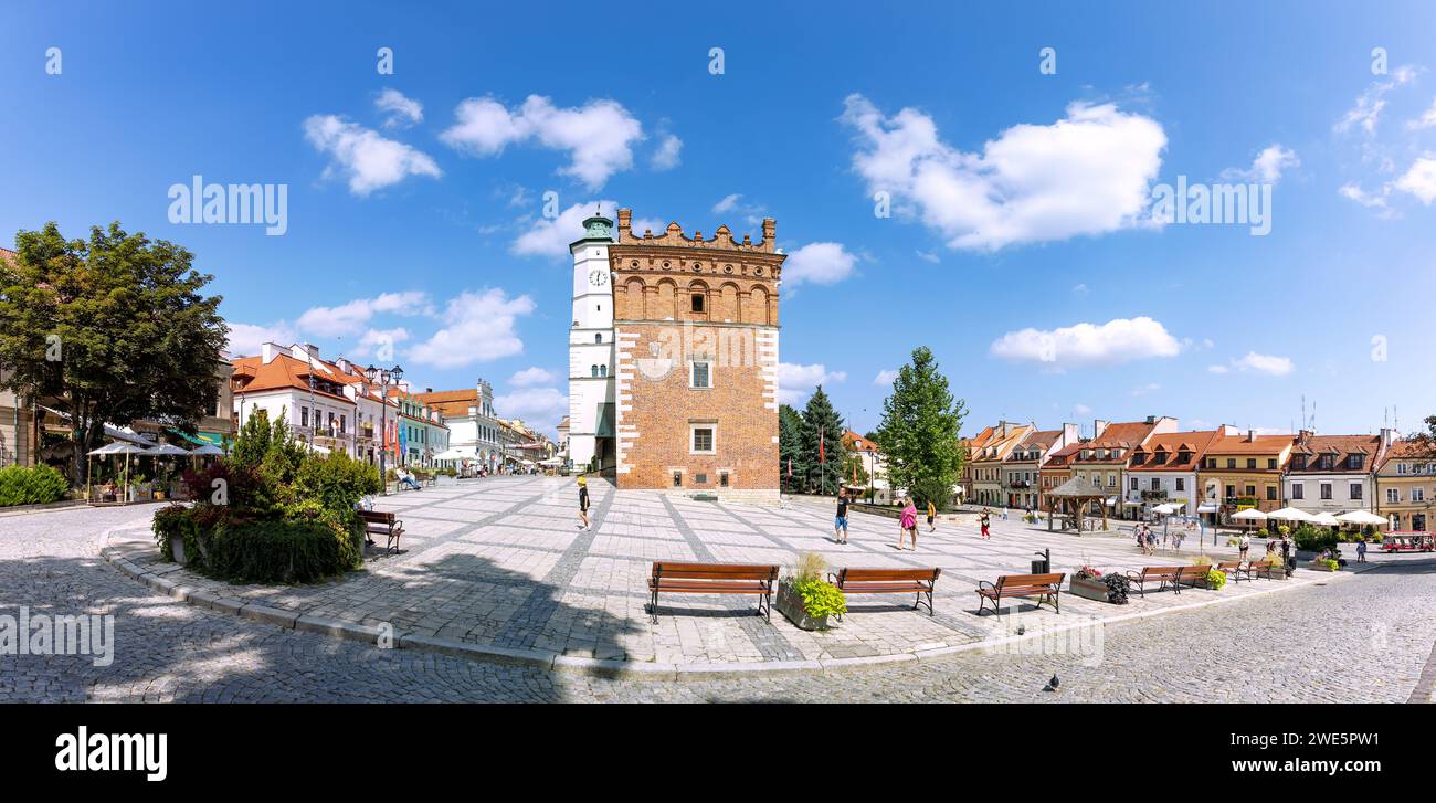 Rynek mit Rathaus (Ratusz) in Sandomierz in der Woiwodschaft Podkarpackie in Polen Stockfoto