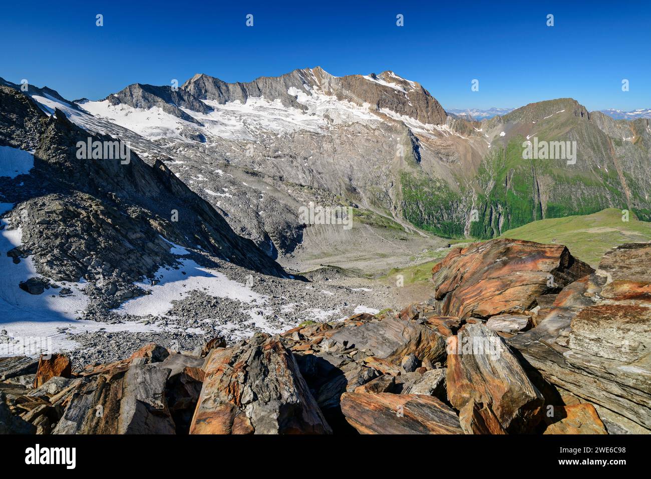 Österreich, Tirol, Hochfeiler vom Schonbichler Horn aus gesehen Stockfoto