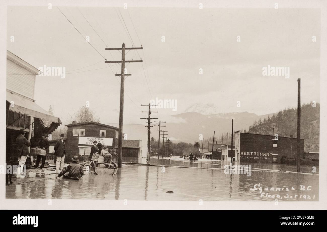 Oktober 1921 Überschwemmung in Squamish British Columbia Kanada. Nicht identifizierter Fotograf Stockfoto