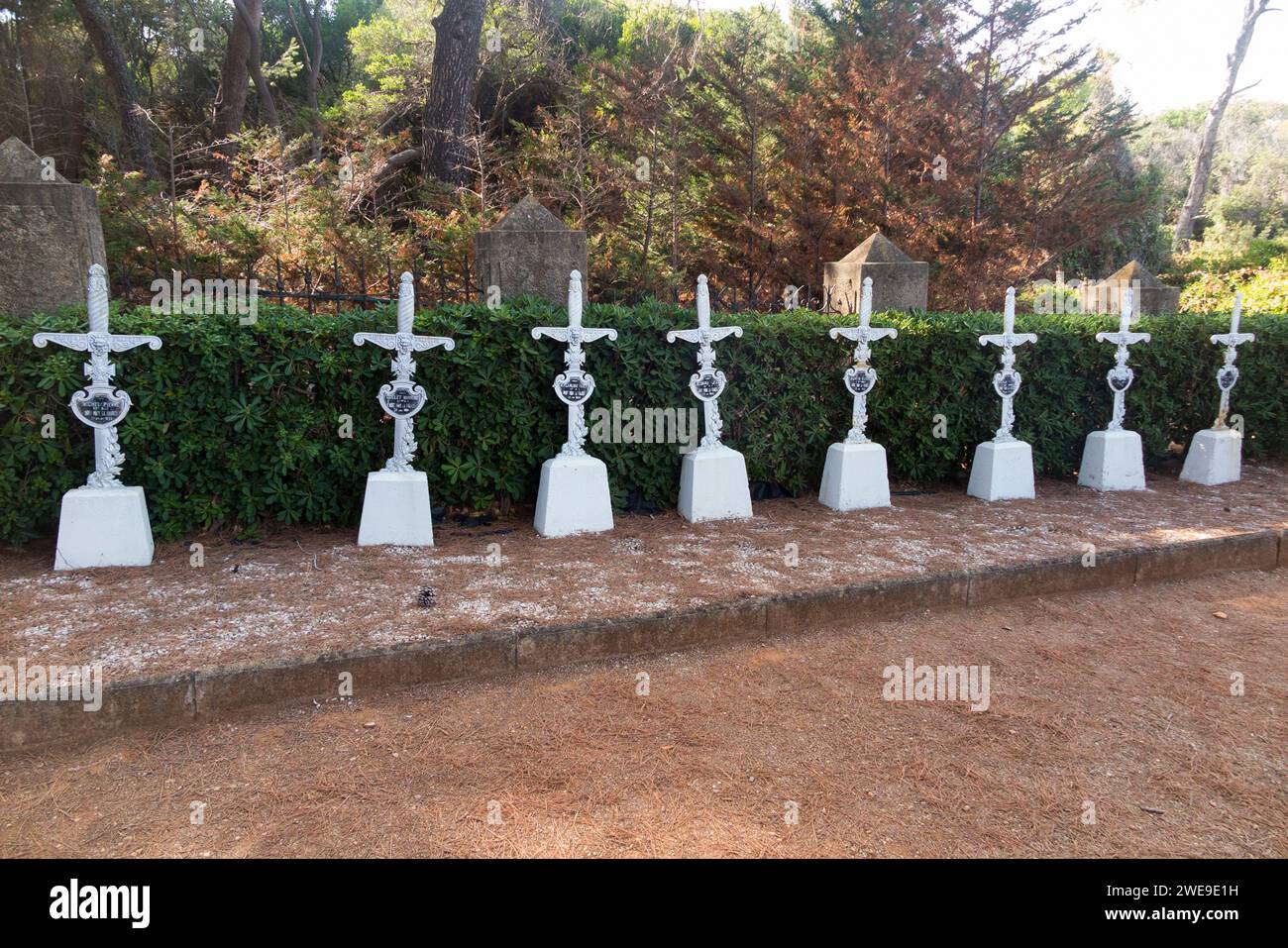 Friedhof / Cimetiere mit französischen Toten aus dem Krimkrieg 1854–1856, auf der Île Sainte-Marguerite / Insel Saint Marguerite. Frankreich. (135) Stockfoto