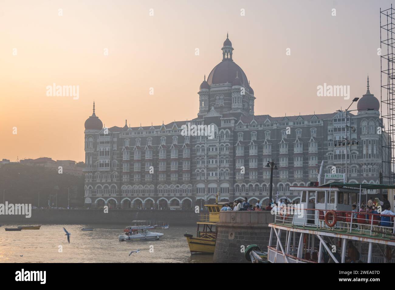 Mumbai, Maharashtra, Indien, Taj Hotel Mumbai bei Sonnenuntergang, nur Editorial. Stockfoto