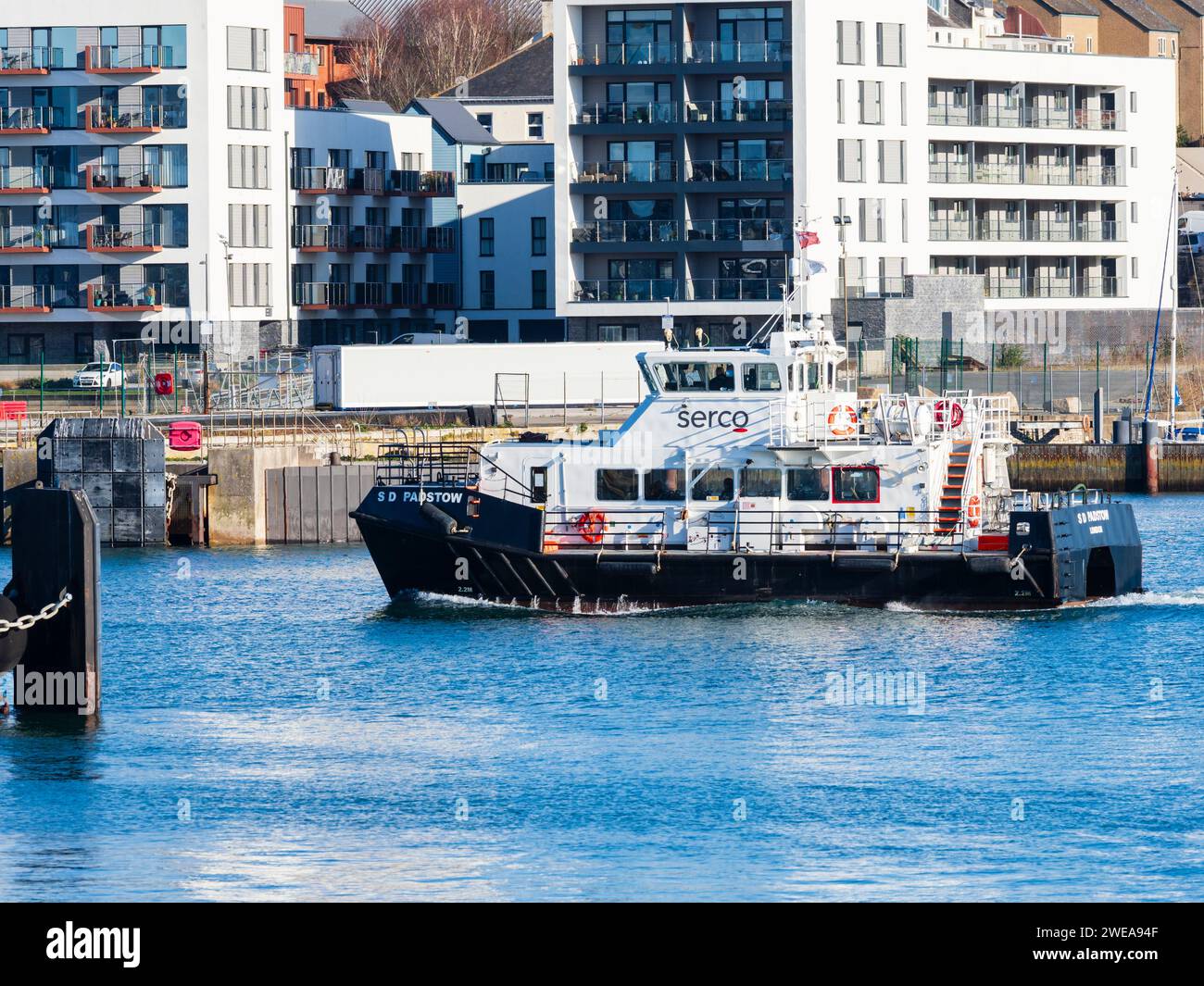 SERCO Marine Services FOST Support Tender SD Padstow in Milbay Docks, Plymouth, Devon, Großbritannien Stockfoto