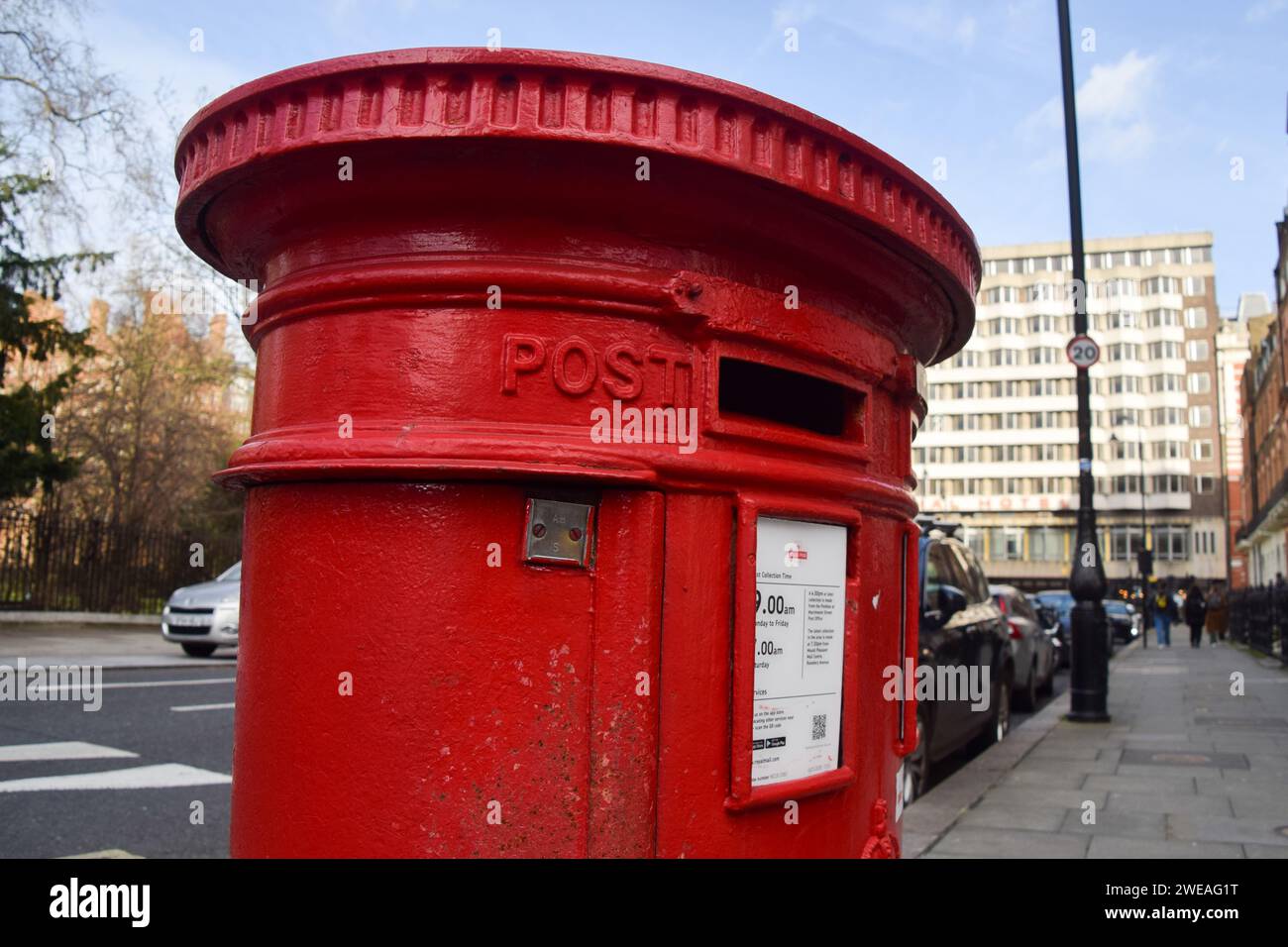 London, Großbritannien. Januar 2024. Ein Postfach der Royal Mail in Central London. Quelle: Vuk Valcic/Alamy Stockfoto