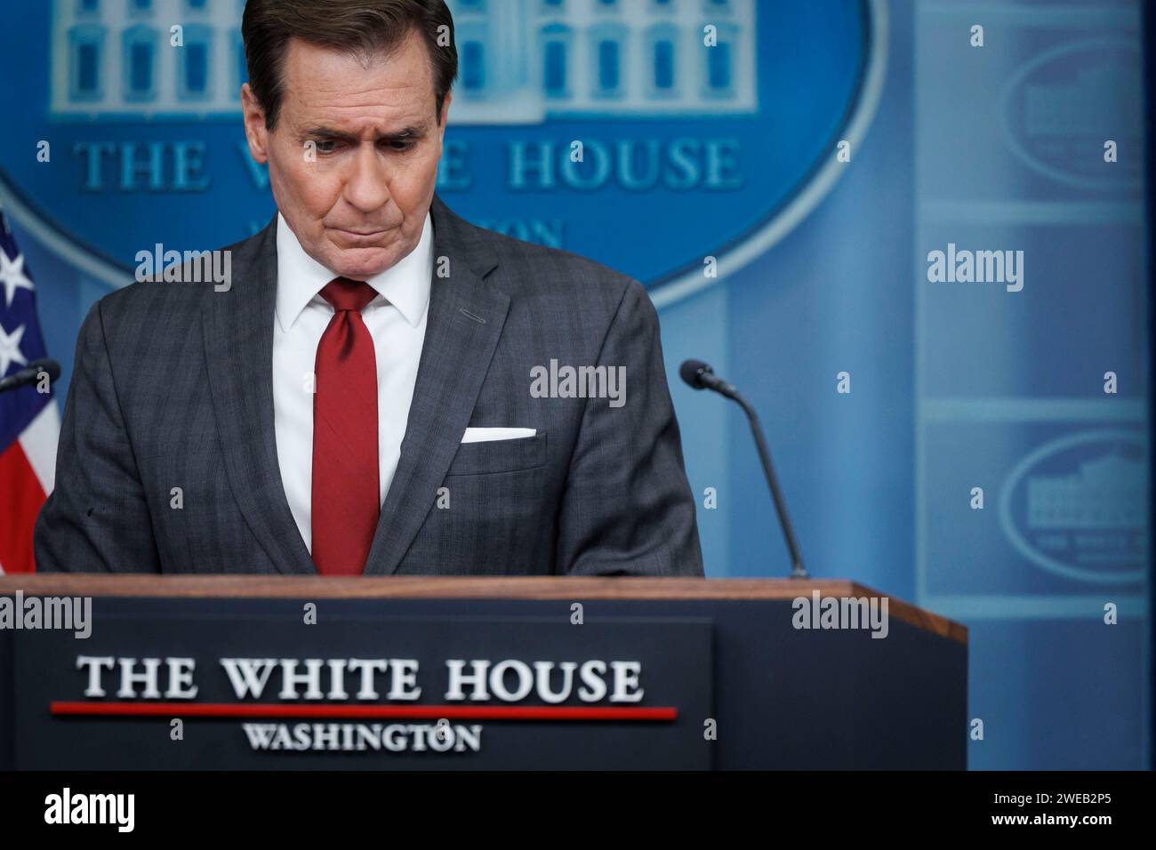 Washington, Usa. Januar 2024. John Kirby, Koordinator des nationalen sicherheitsrats, spricht während einer Pressekonferenz im James S. Brady Press Briefing Room im Weißen Haus in Washington, DC, USA, am Mittwoch, den 24. Januar, 2024. US-Streitkräfte führten Luftangriffe gegen eine vom Iran unterstützte Miliz im Irak durch, nachdem die Gruppe einen Luftwaffenstützpunkt angegriffen hatte, auf dem amerikanische Truppen stationiert sind, sagte das US-Zentralkommando in einer Erklärung am Dienstagabend. Fotograf: Ting Shen/Pool/SIPA USA Credit: SIPA USA/Alamy Live News Stockfoto