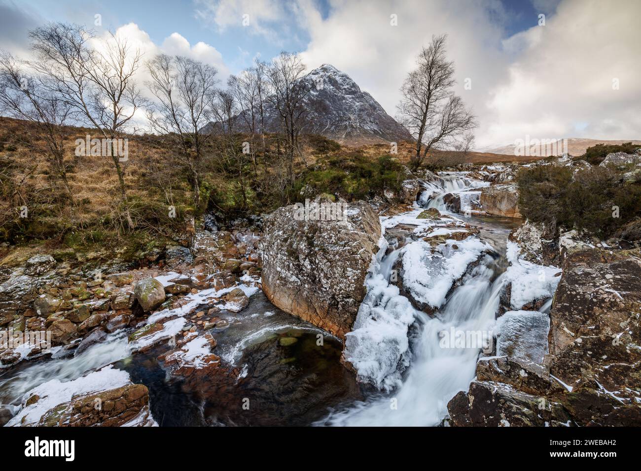 Der Wasserfall bei Buachaille Etive Mor Stockfoto
