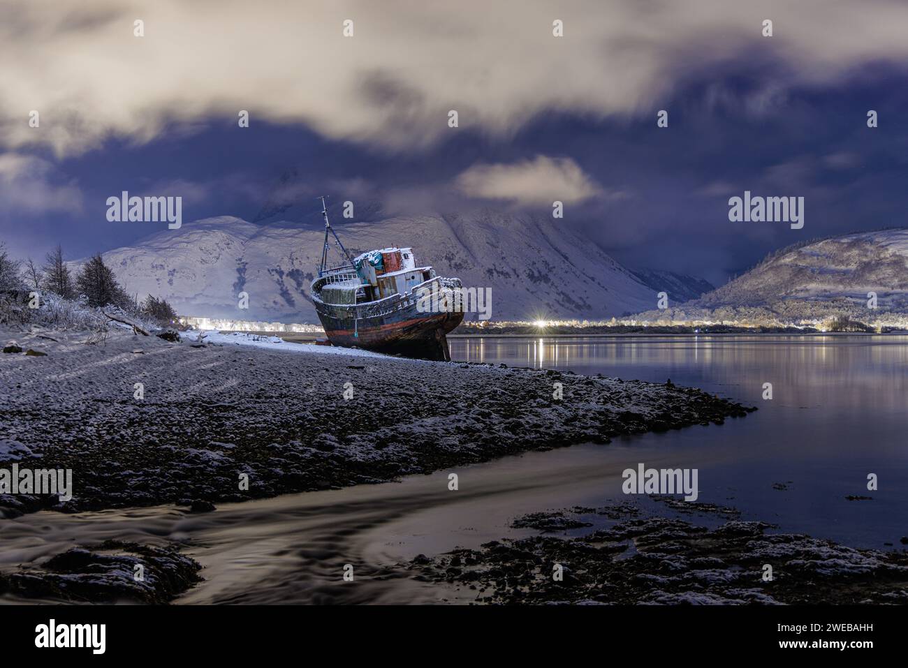 Verlassenes Boot in Corpach, Schottland Stockfoto