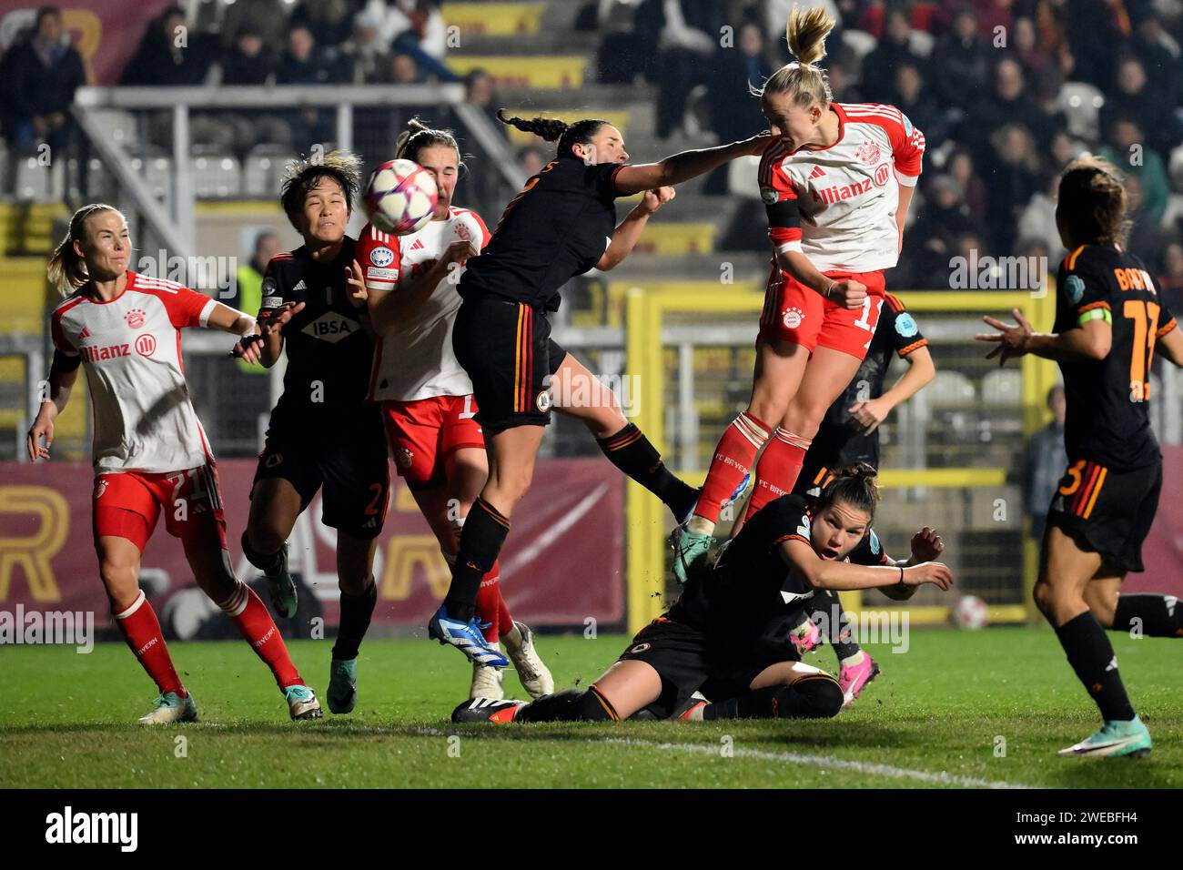 Rom, Italien. Januar 2024. Lea Schuller von Bayern München erzielte das Tor von 2-2 beim Gruppenspiel der Women Champions League zwischen AS Roma und Bayern München im Tre fontane Stadion in Rom (Italien) am 24. Januar 2023. Quelle: Insidefoto di andrea staccioli/Alamy Live News Stockfoto