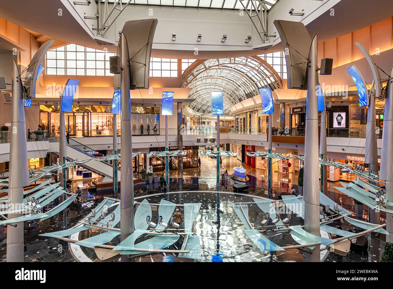 Millenia Mall Atrium. Stockfoto