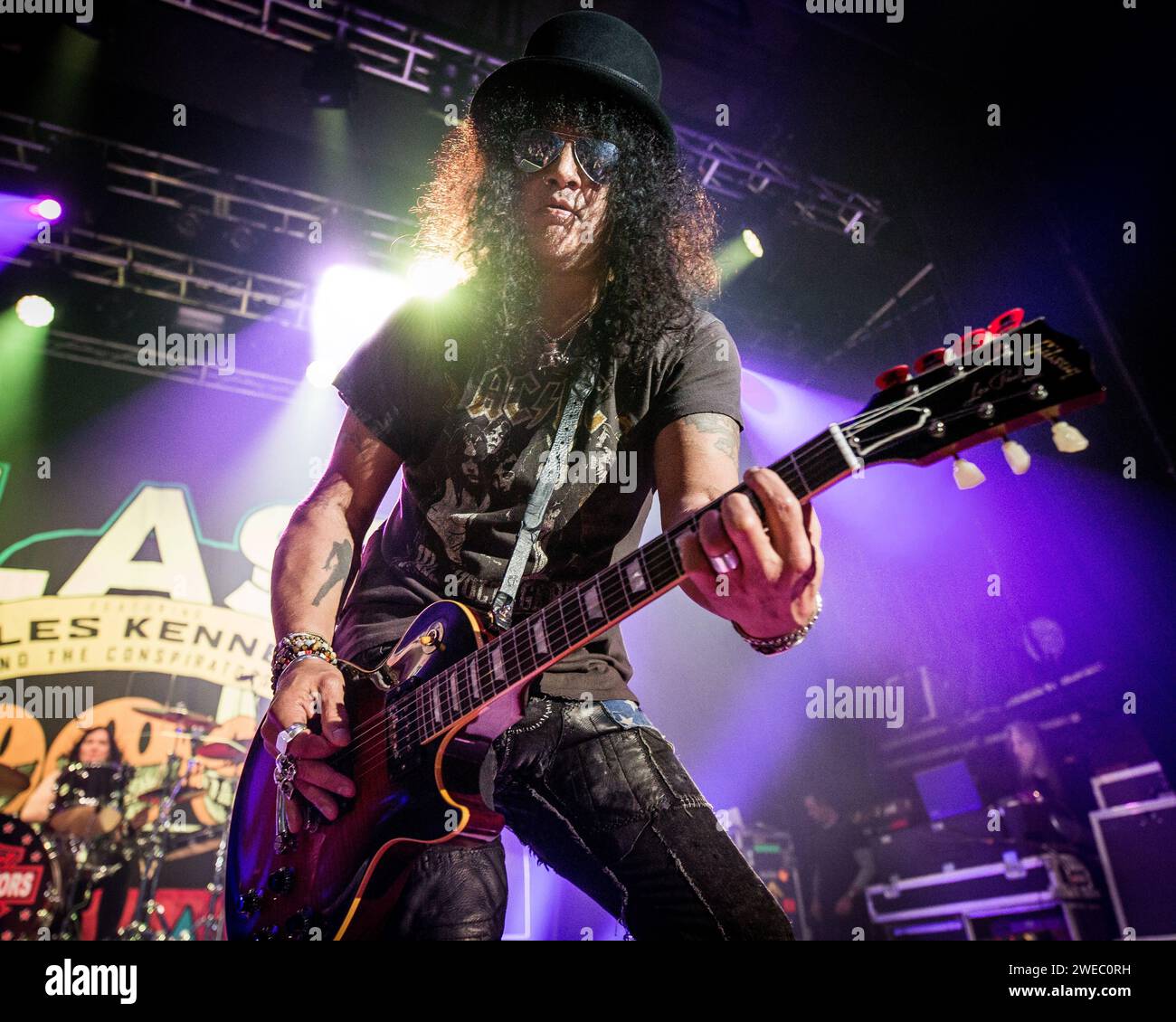 Gitarrist Slash tritt live auf der Bühne auf Stockfoto