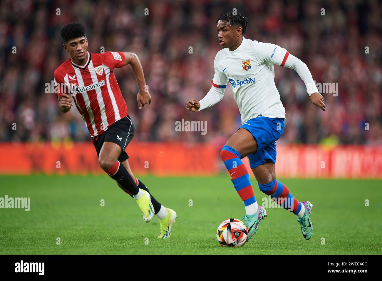 Alejandro Balde vom FC Barcelona im Spiel der Copa El Rey Runde Acht zwischen Athletic Club und FC Barcelona im San Mames Stadium am 16. Januar 2024 in Bilbao, Spanien. Quelle: Cesar Ortiz Gonzalez/Alamy Live News Stockfoto