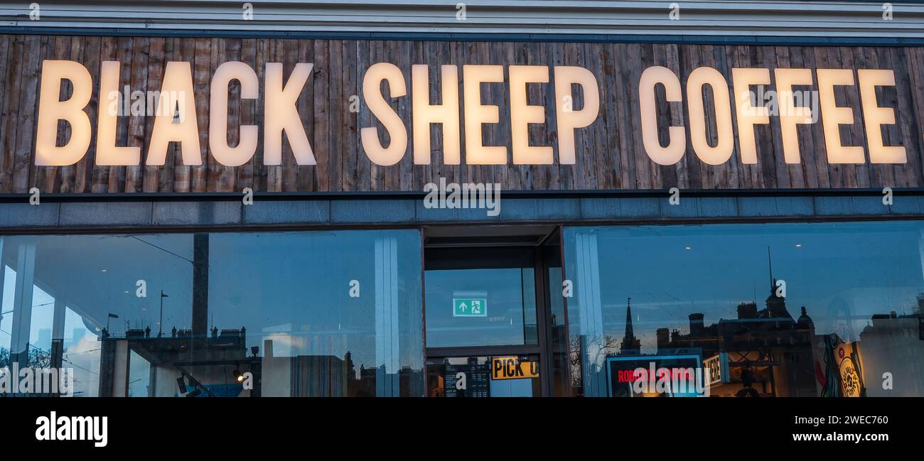Schwarzer Schafskaffee in Edinburgh, Großbritannien Stockfoto